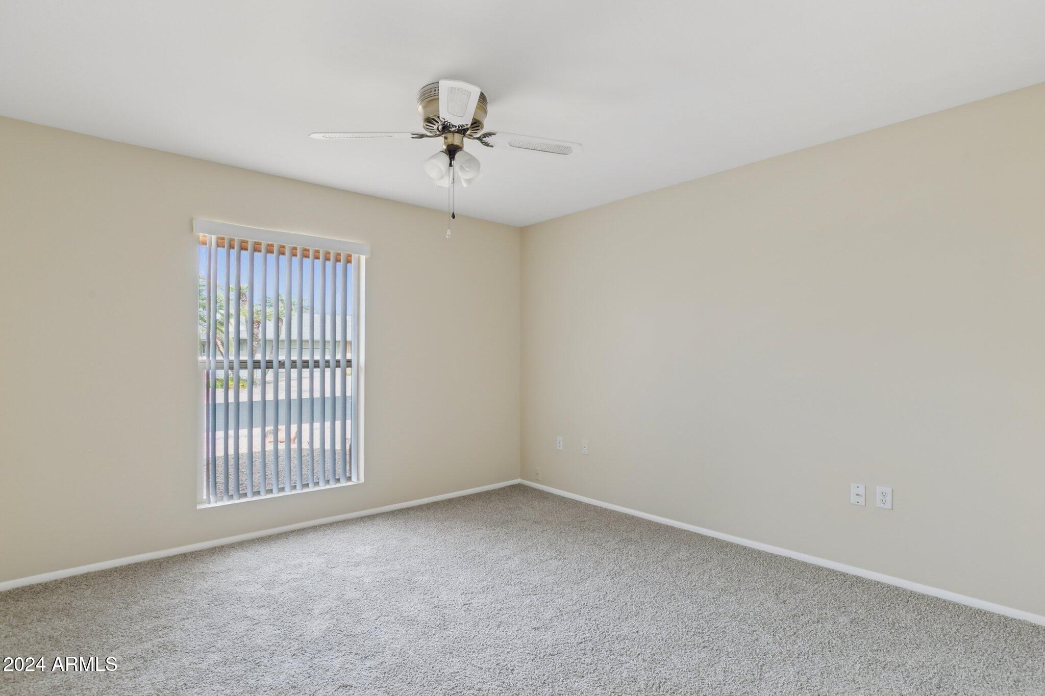 10004 W DESERT FOREST Circle