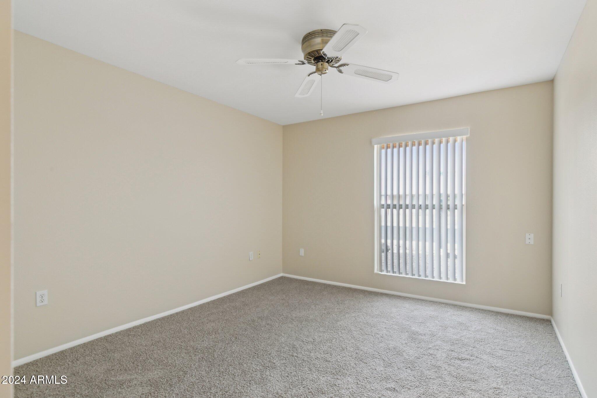 10004 W DESERT FOREST Circle