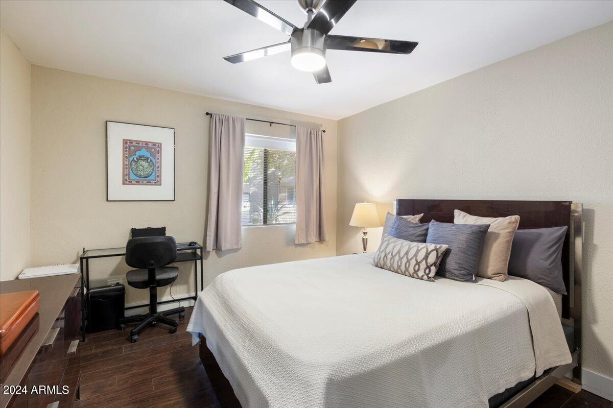 4554 E PARADISE VILLAGE Parkway N # 166