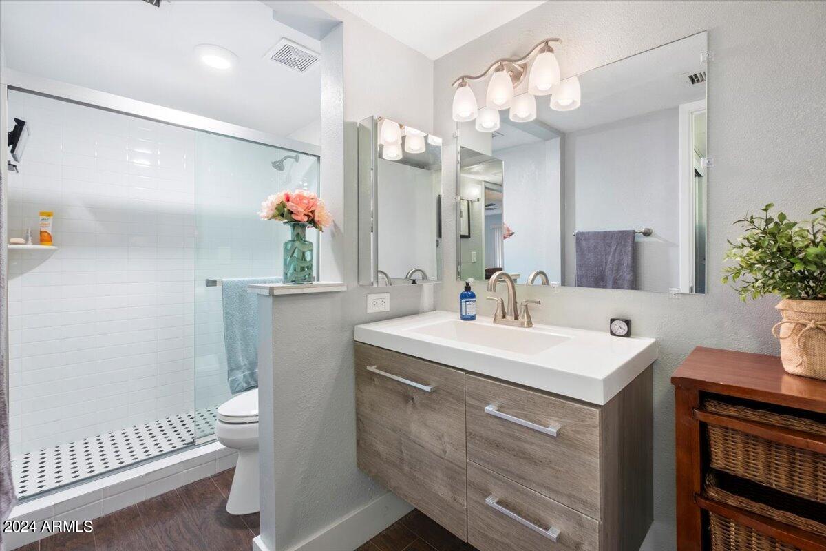 4554 E PARADISE VILLAGE Parkway N # 166