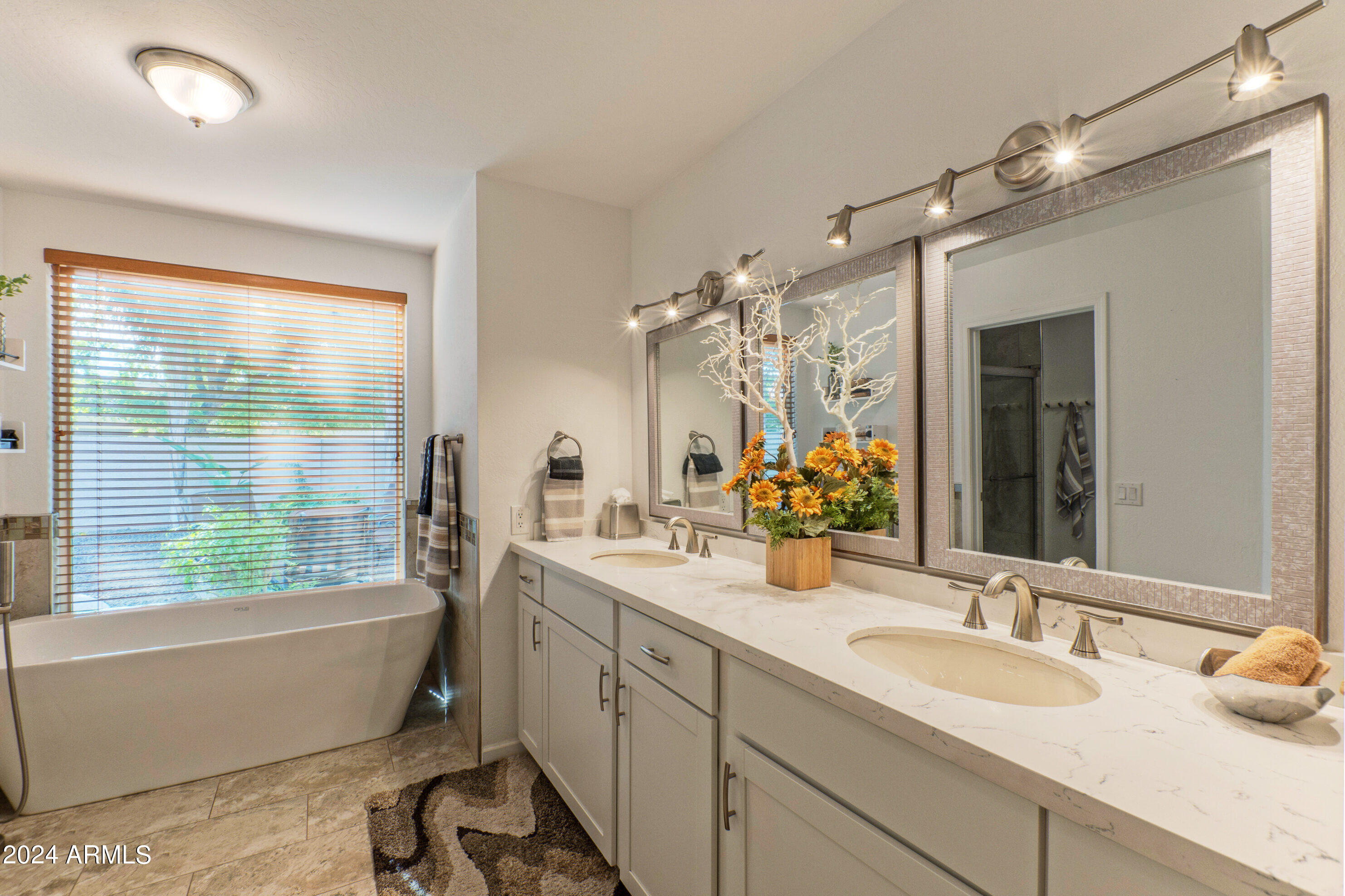 7295 E EL CAMINITO Drive