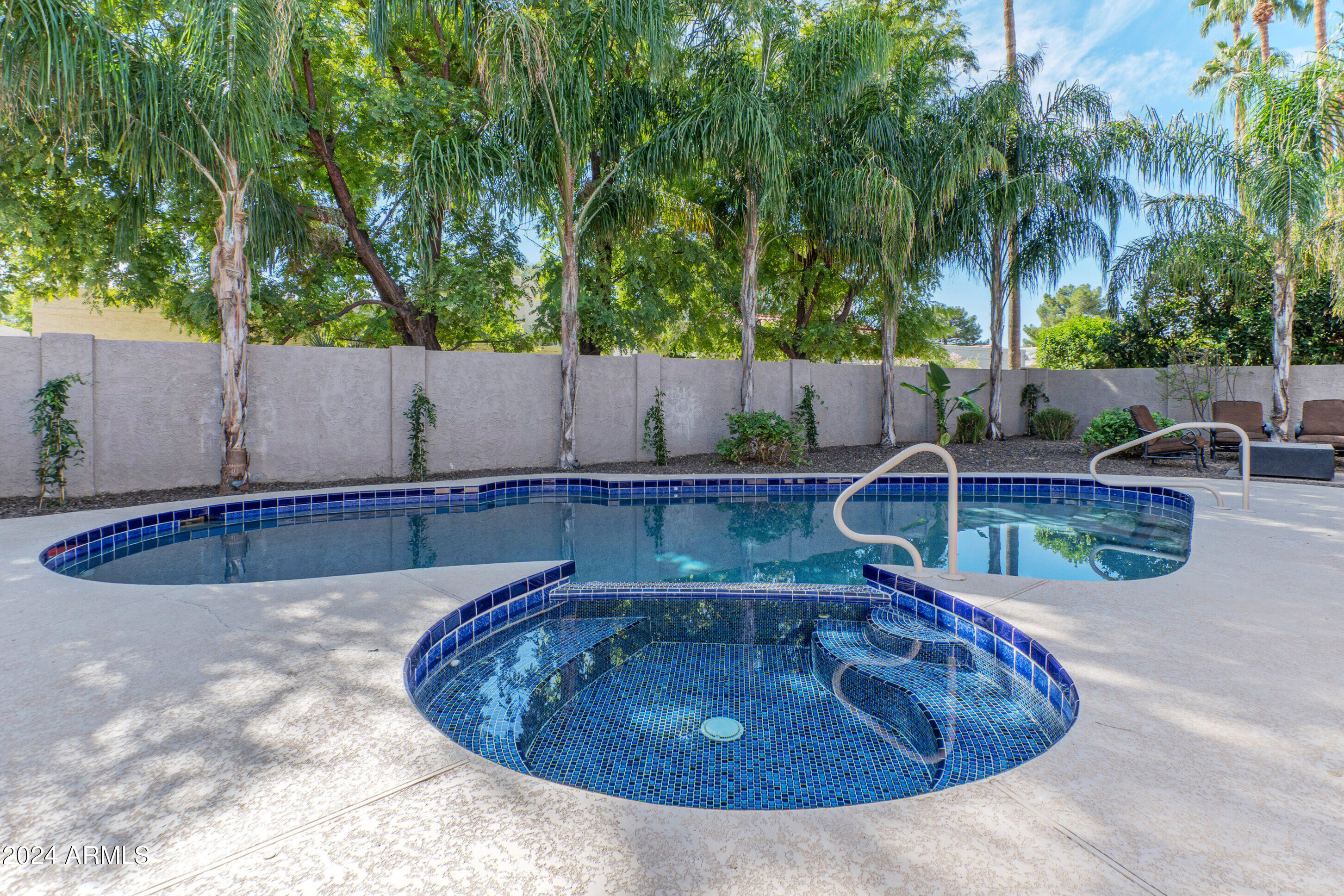 7295 E EL CAMINITO Drive