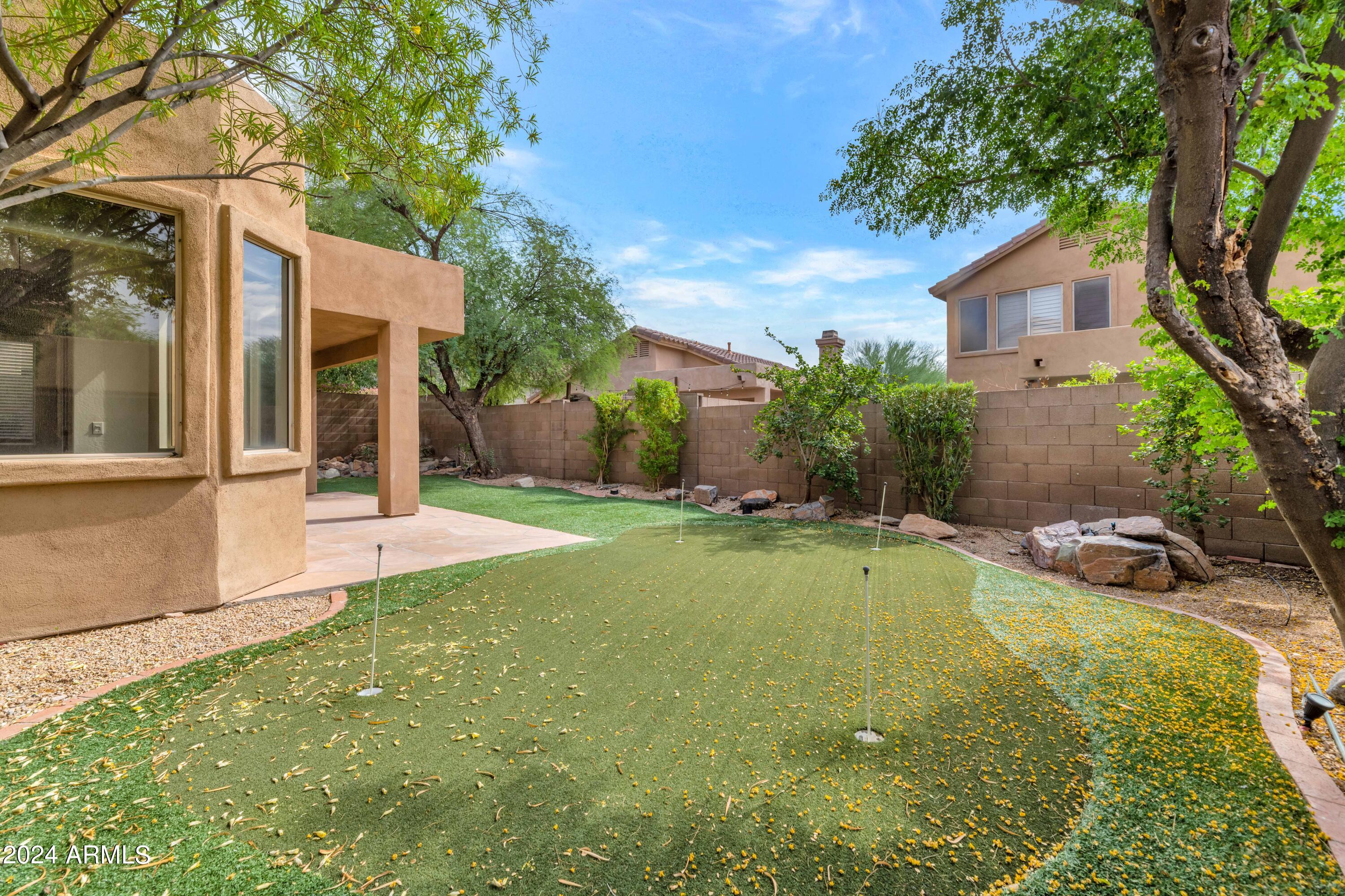 10399 E SALTILLO Drive