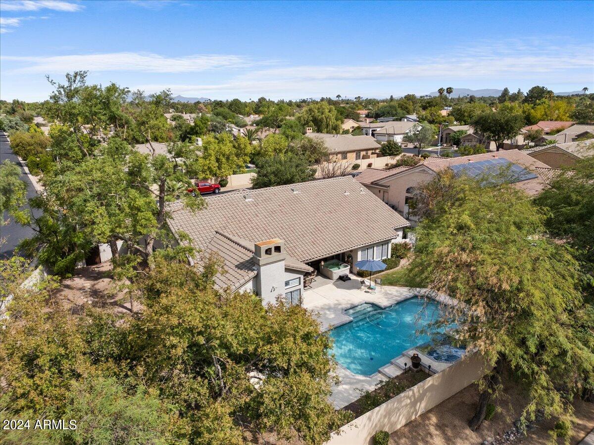 1227 E JEANINE Drive