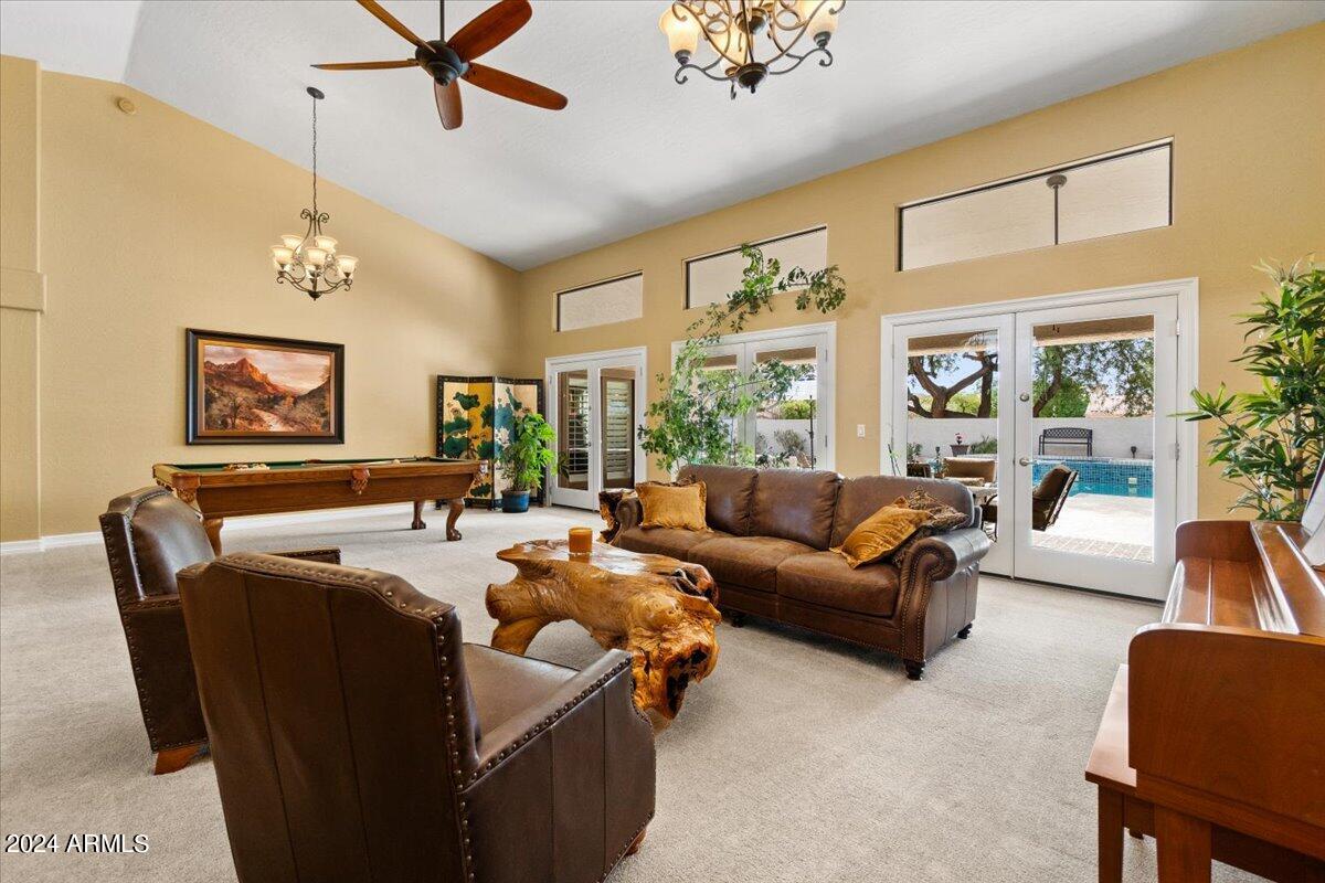 1227 E JEANINE Drive