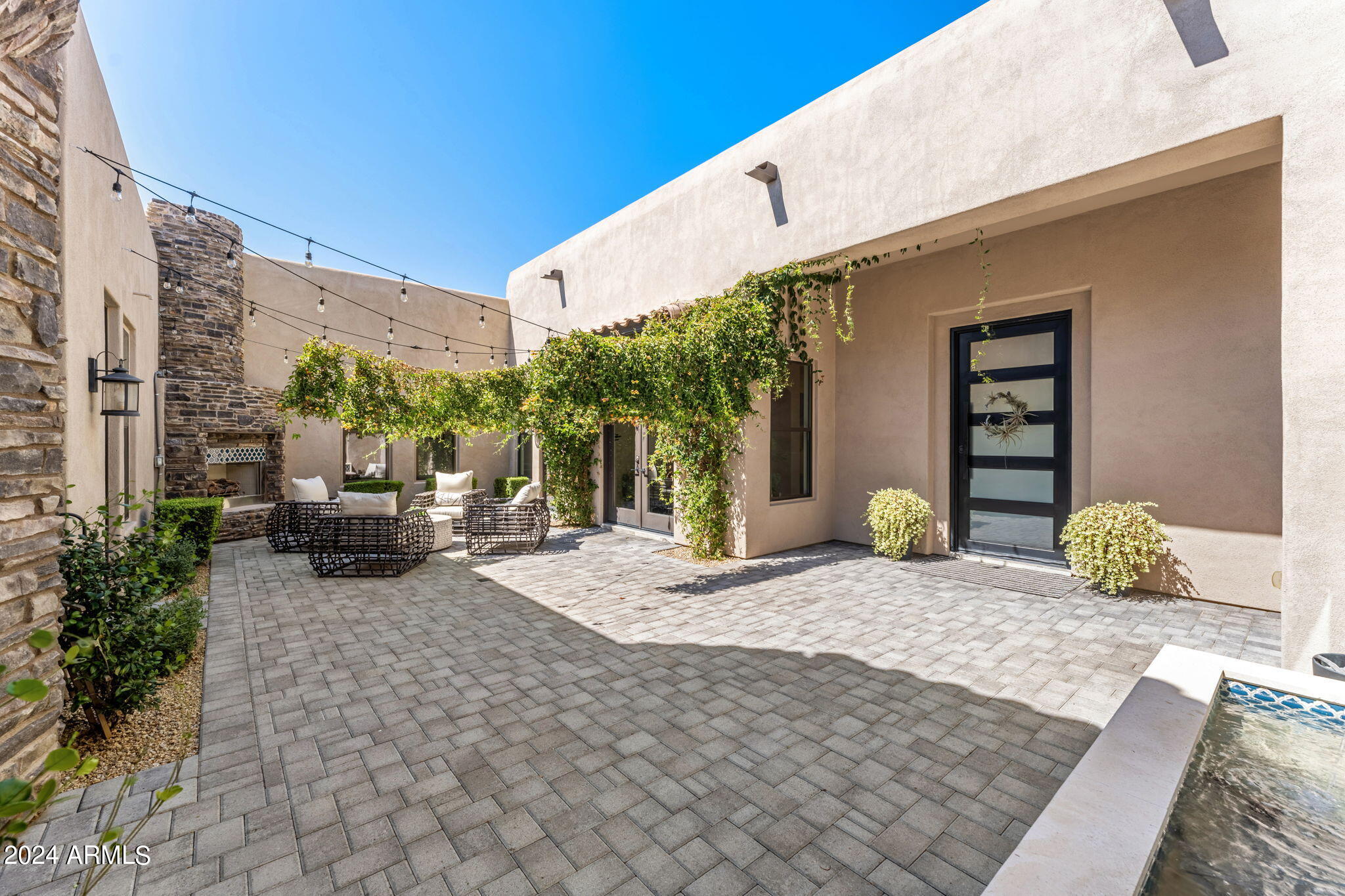 8742 E VILLA CASSANDRA Drive