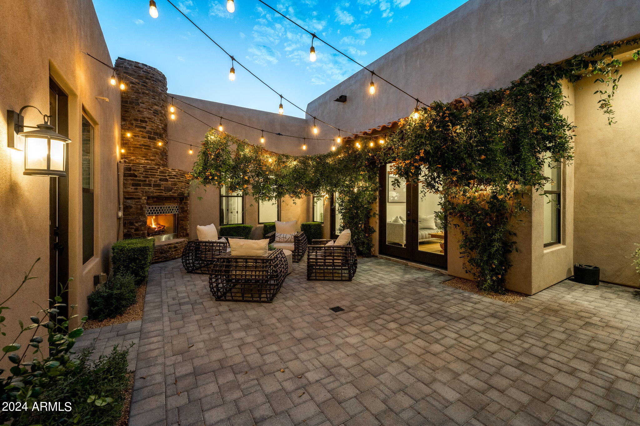 8742 E VILLA CASSANDRA Drive