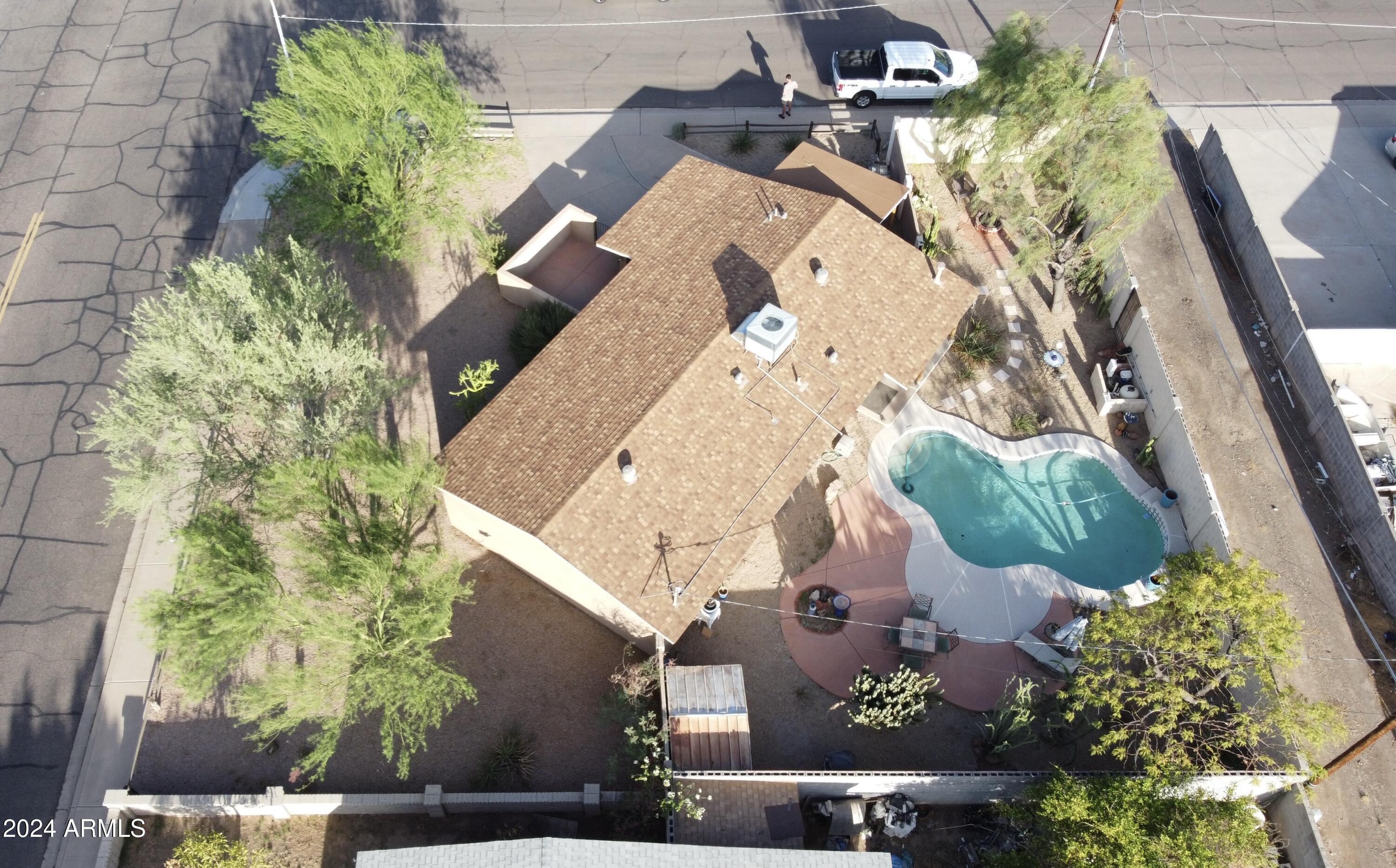 7855 E ROOSEVELT Street