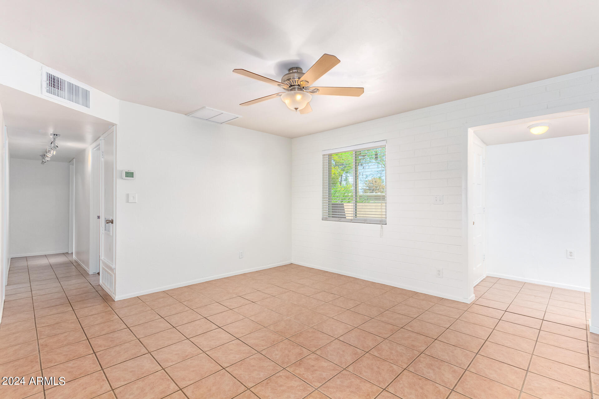 7855 E ROOSEVELT Street