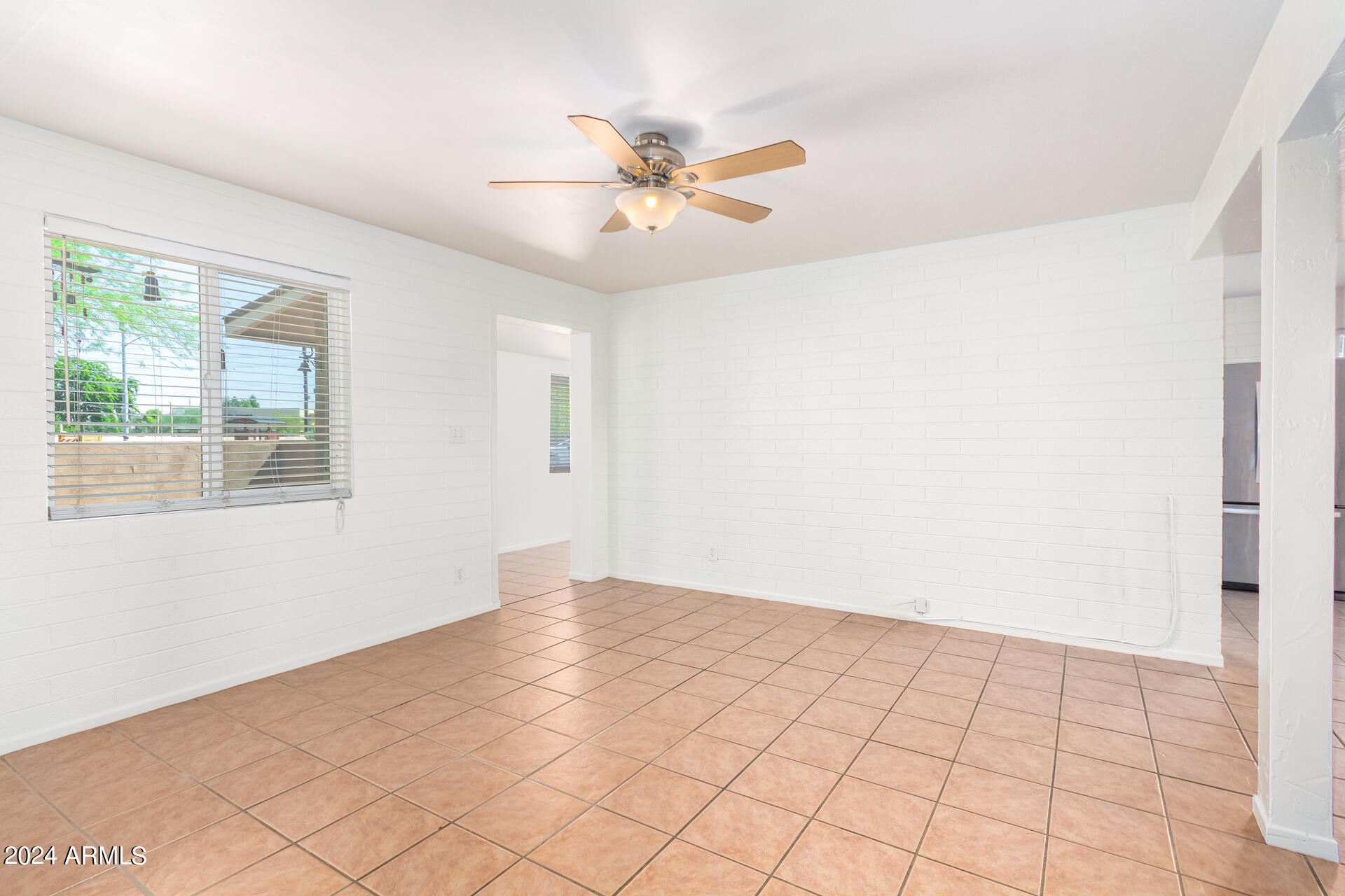 7855 E ROOSEVELT Street