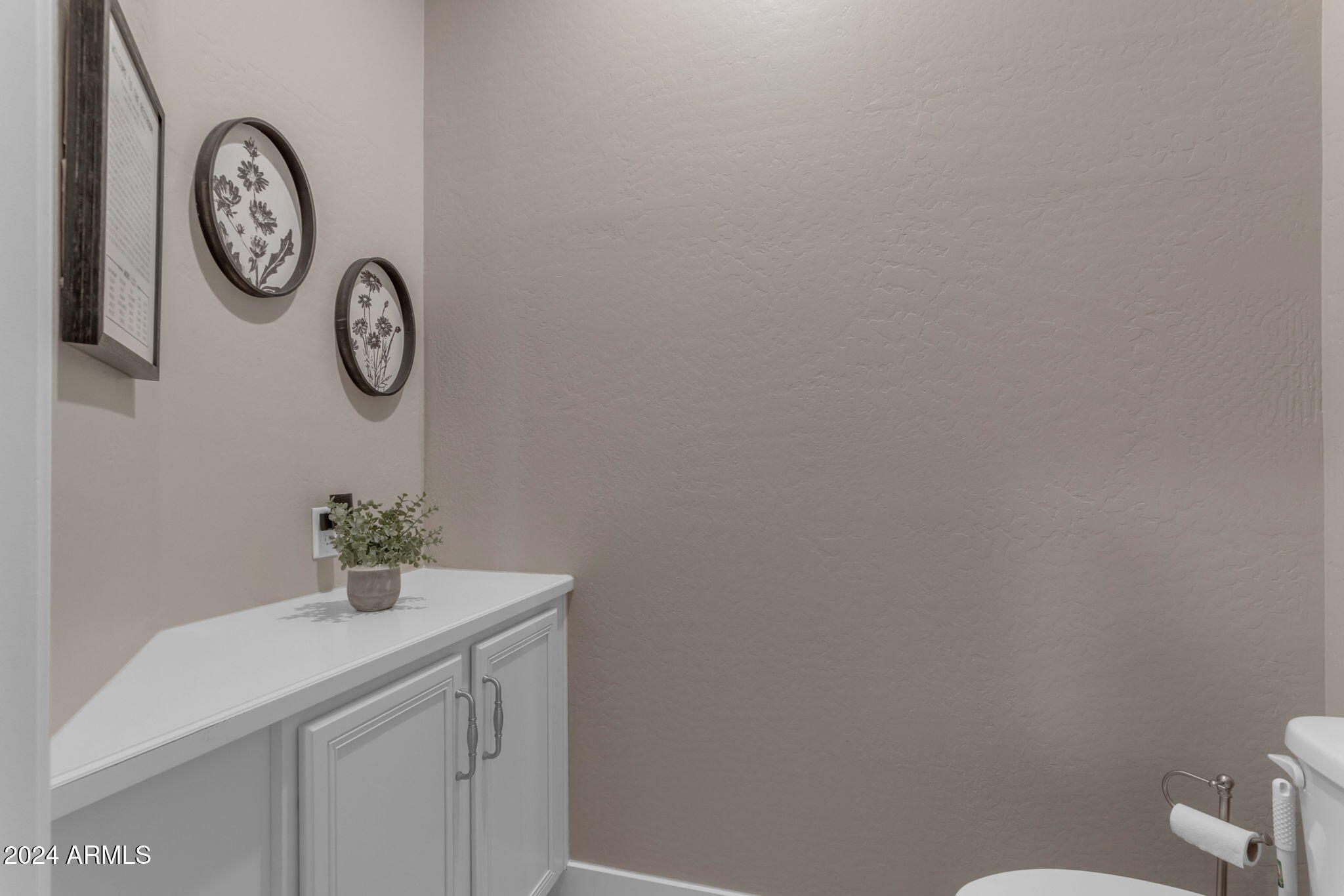 27000 N ALMA SCHOOL Parkway # 2008