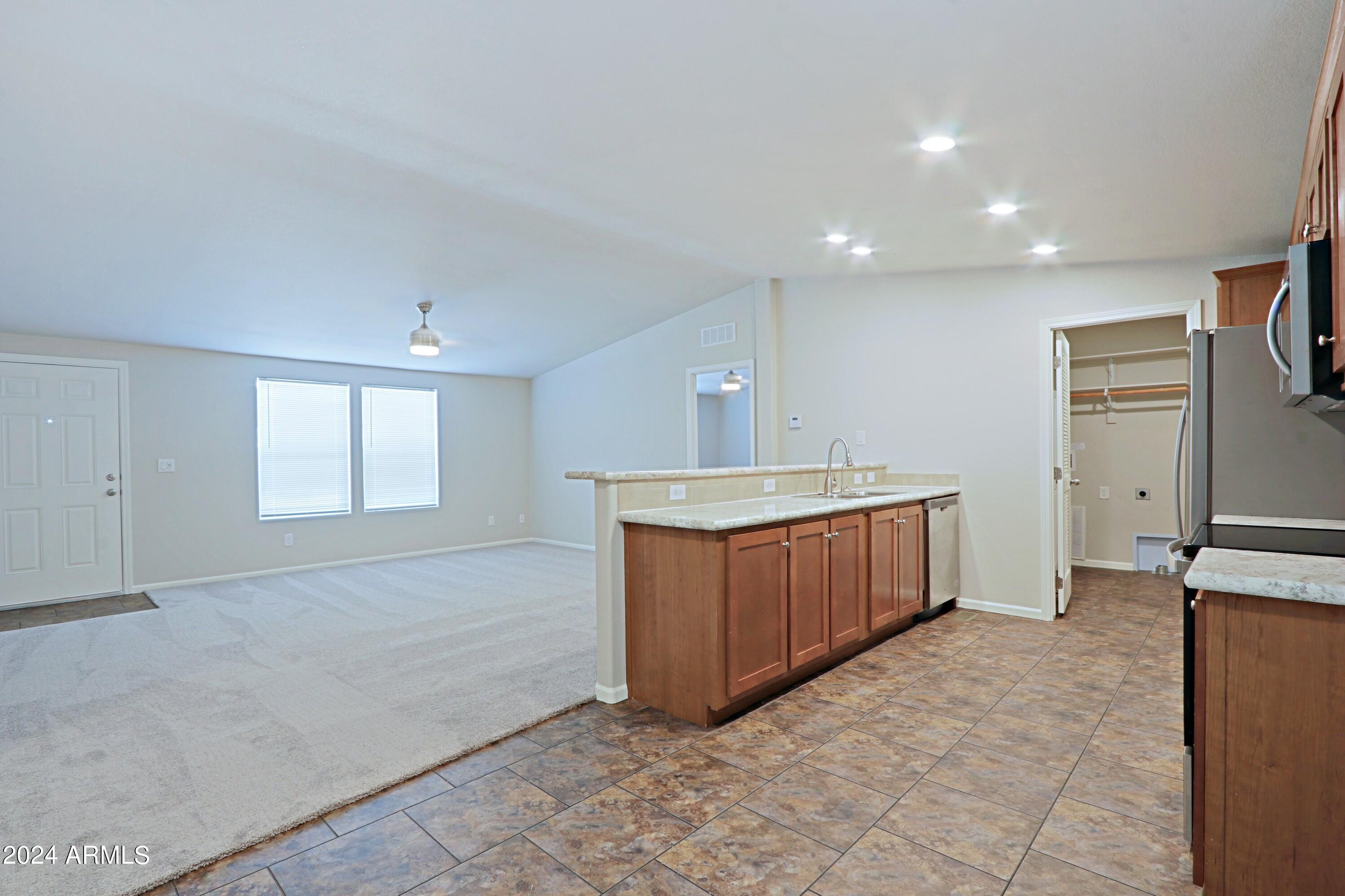 8601 N 103RD Avenue # 98