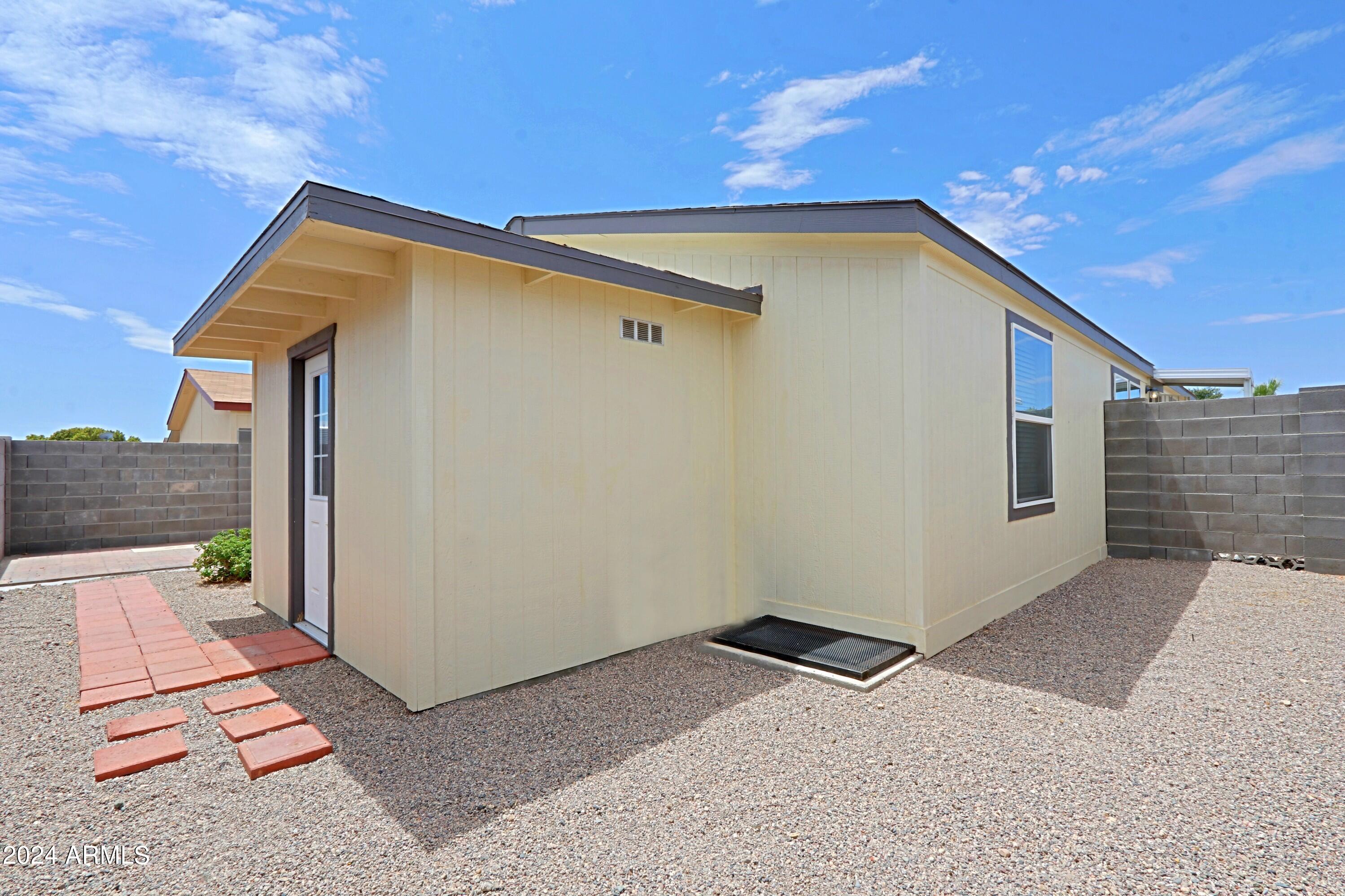 8601 N 103RD Avenue # 98