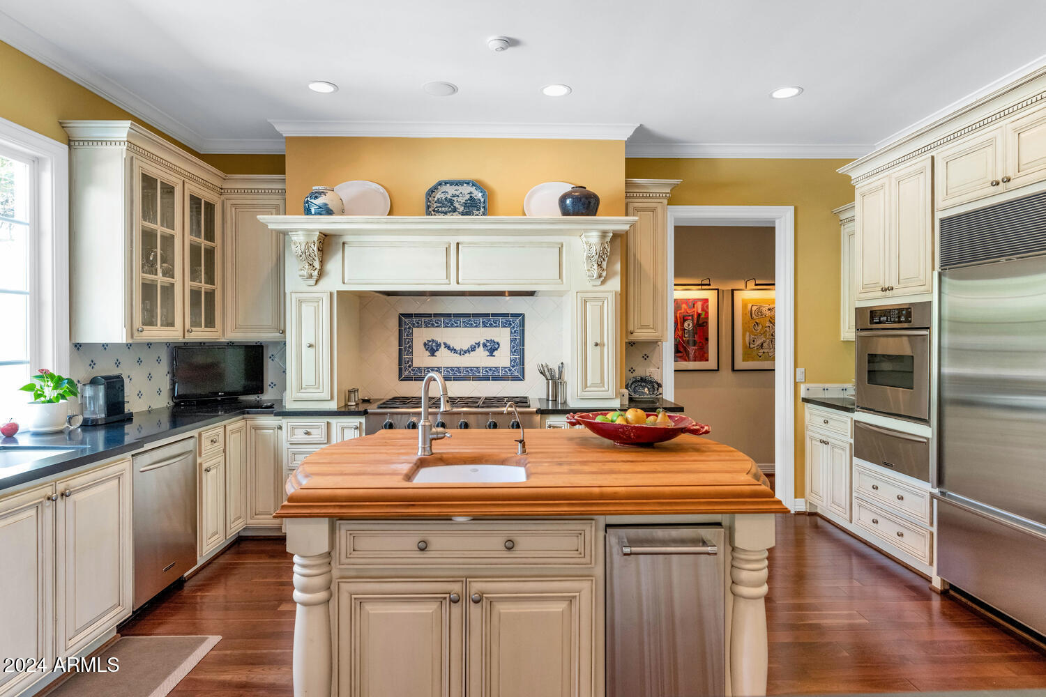 6230 E CALLE DEL NORTE --