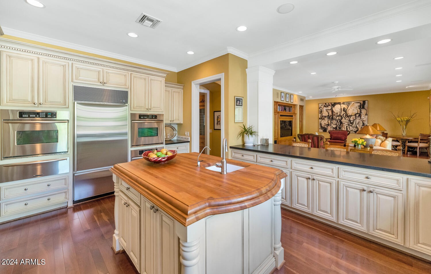 6230 E CALLE DEL NORTE --