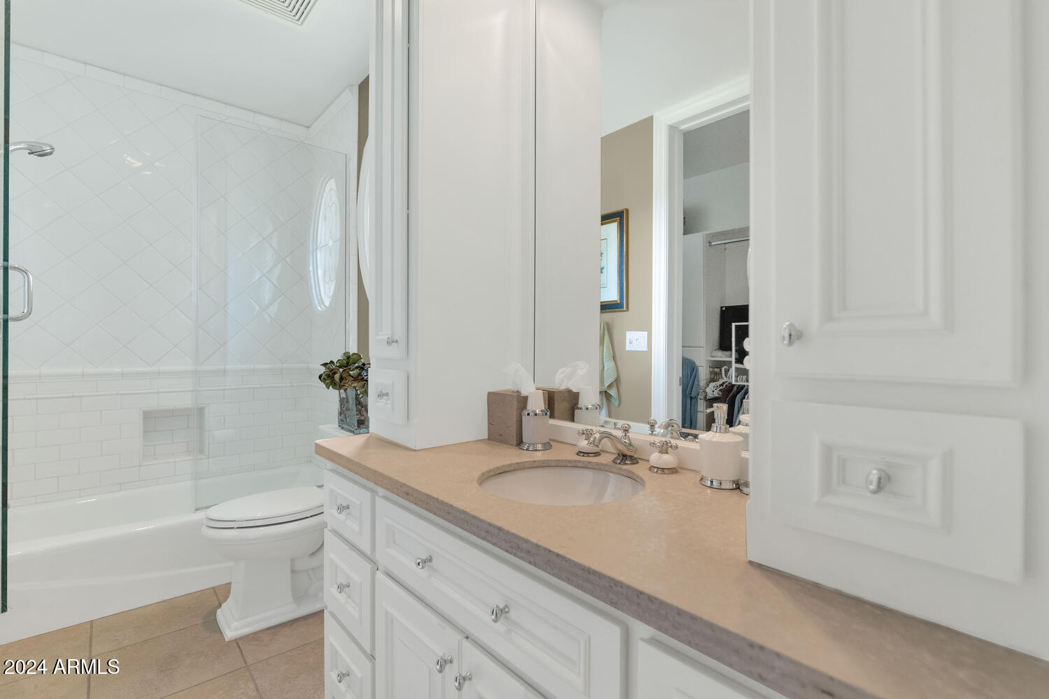 6230 E CALLE DEL NORTE --