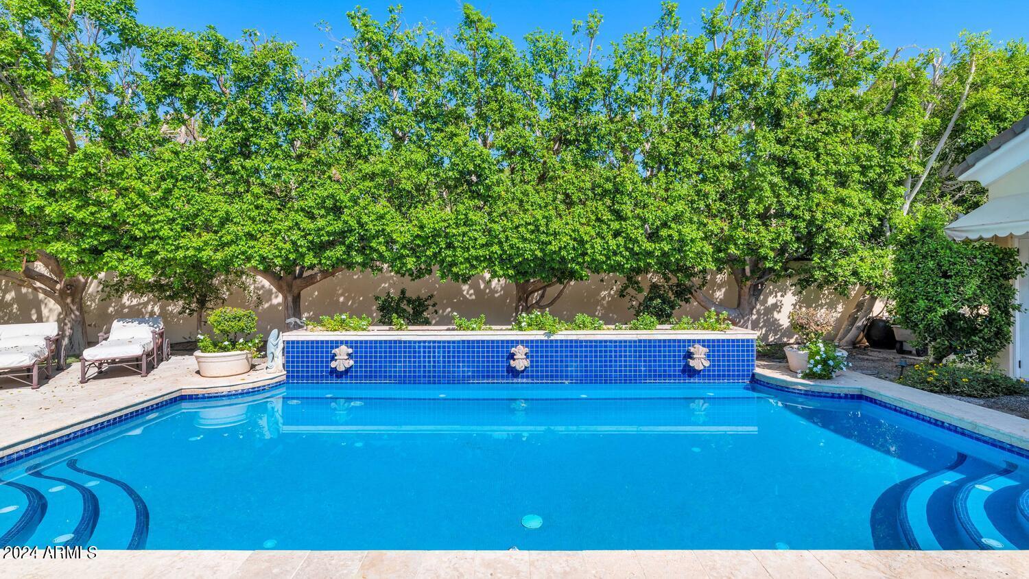 6230 E CALLE DEL NORTE --