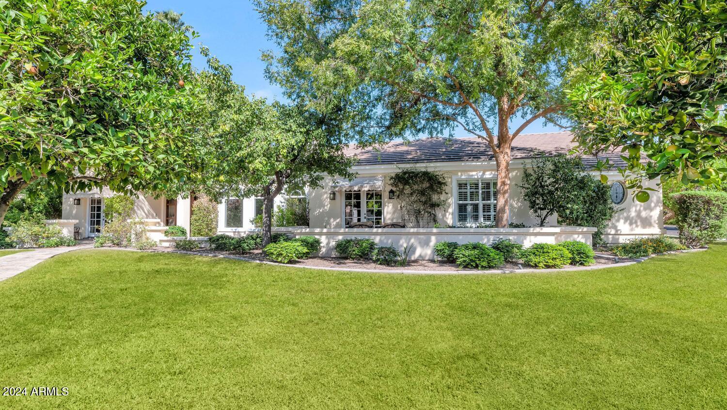 6230 E CALLE DEL NORTE --