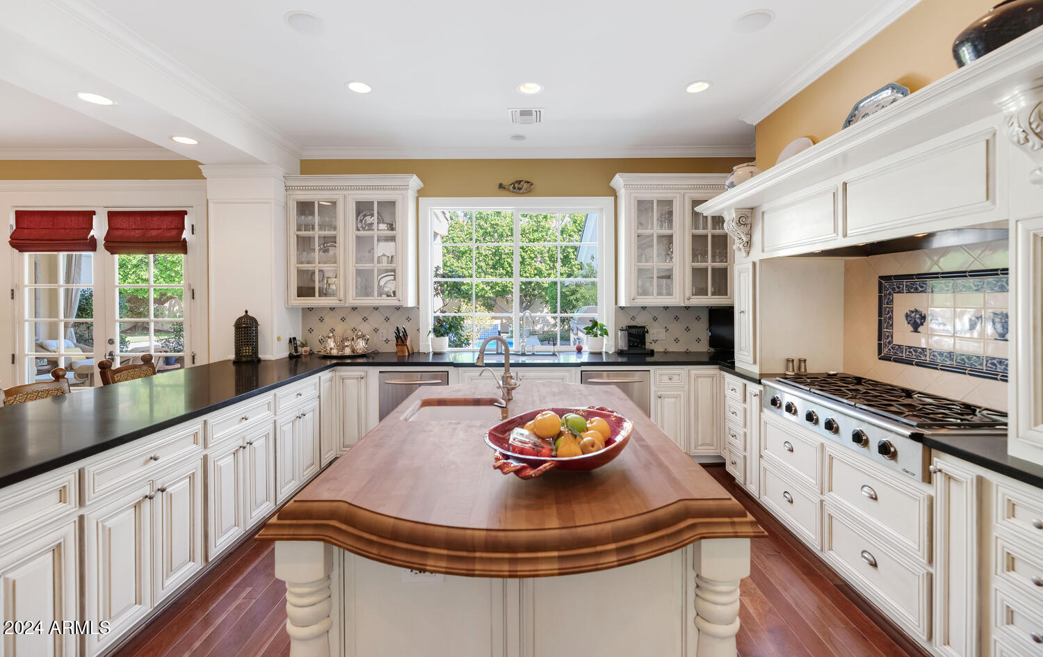 6230 E CALLE DEL NORTE --