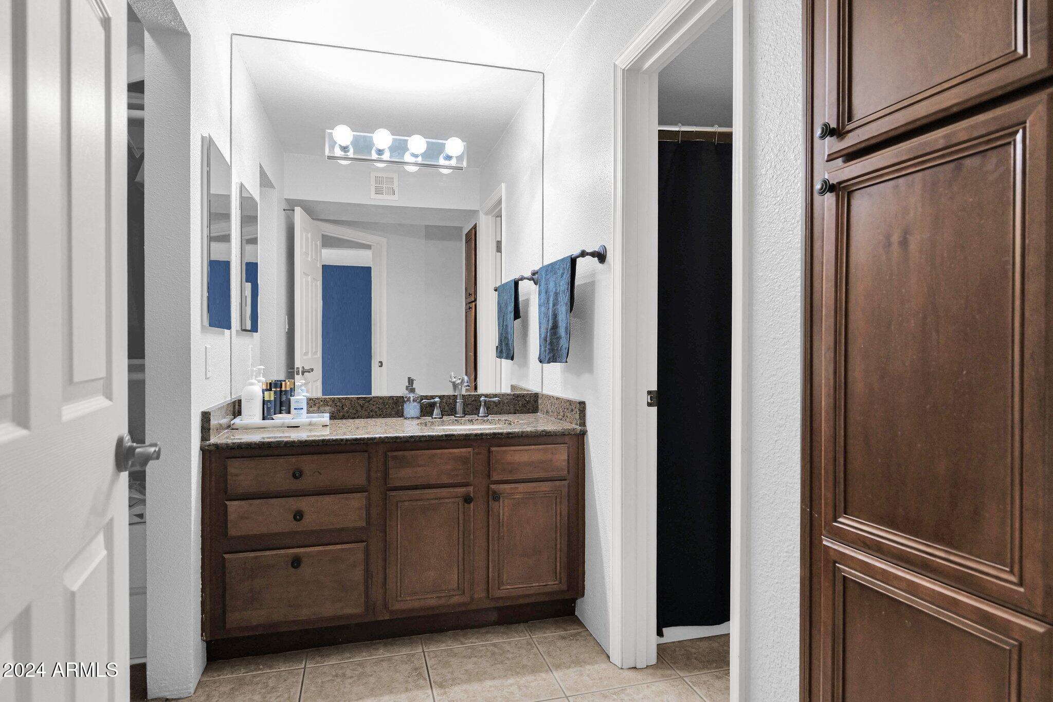 8500 E INDIAN SCHOOL Road # 106