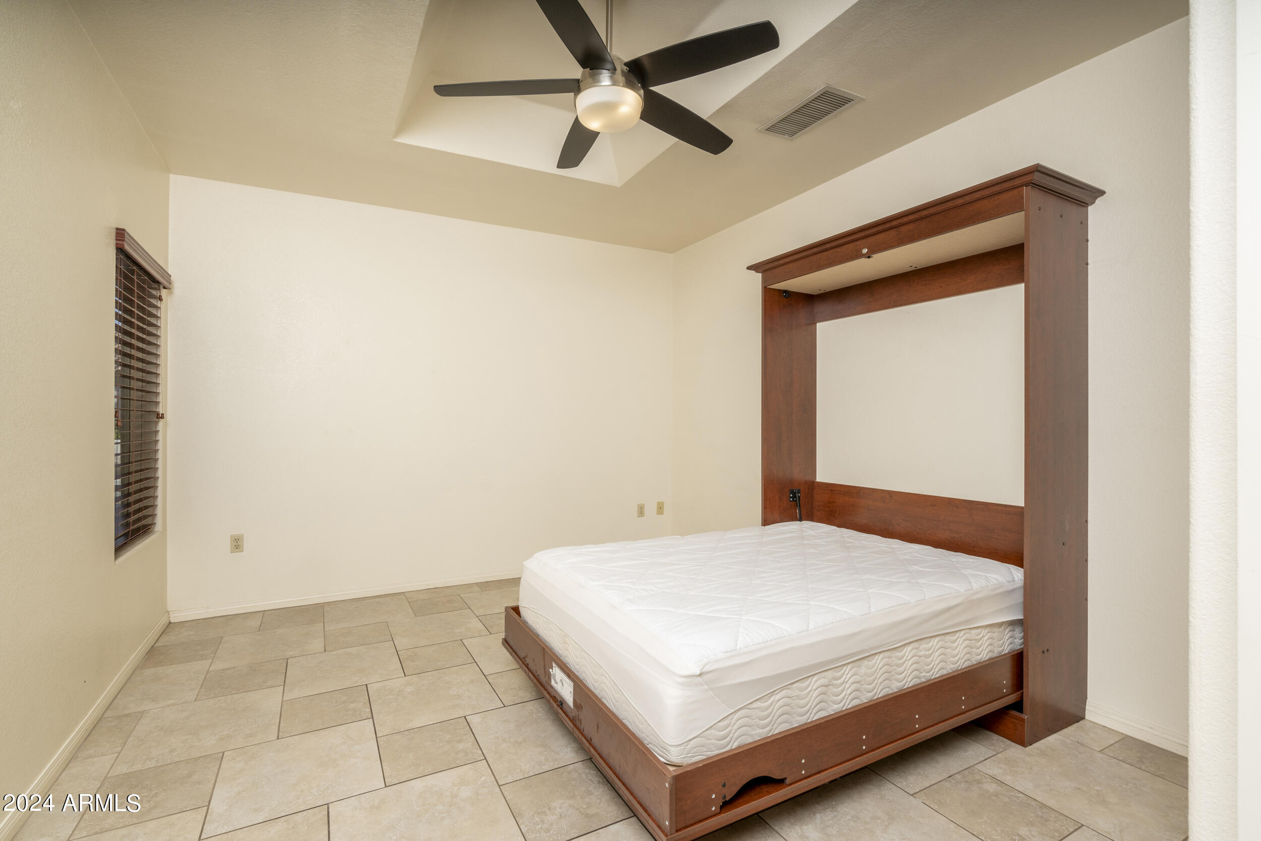 6232 E MONTE CRISTO Avenue