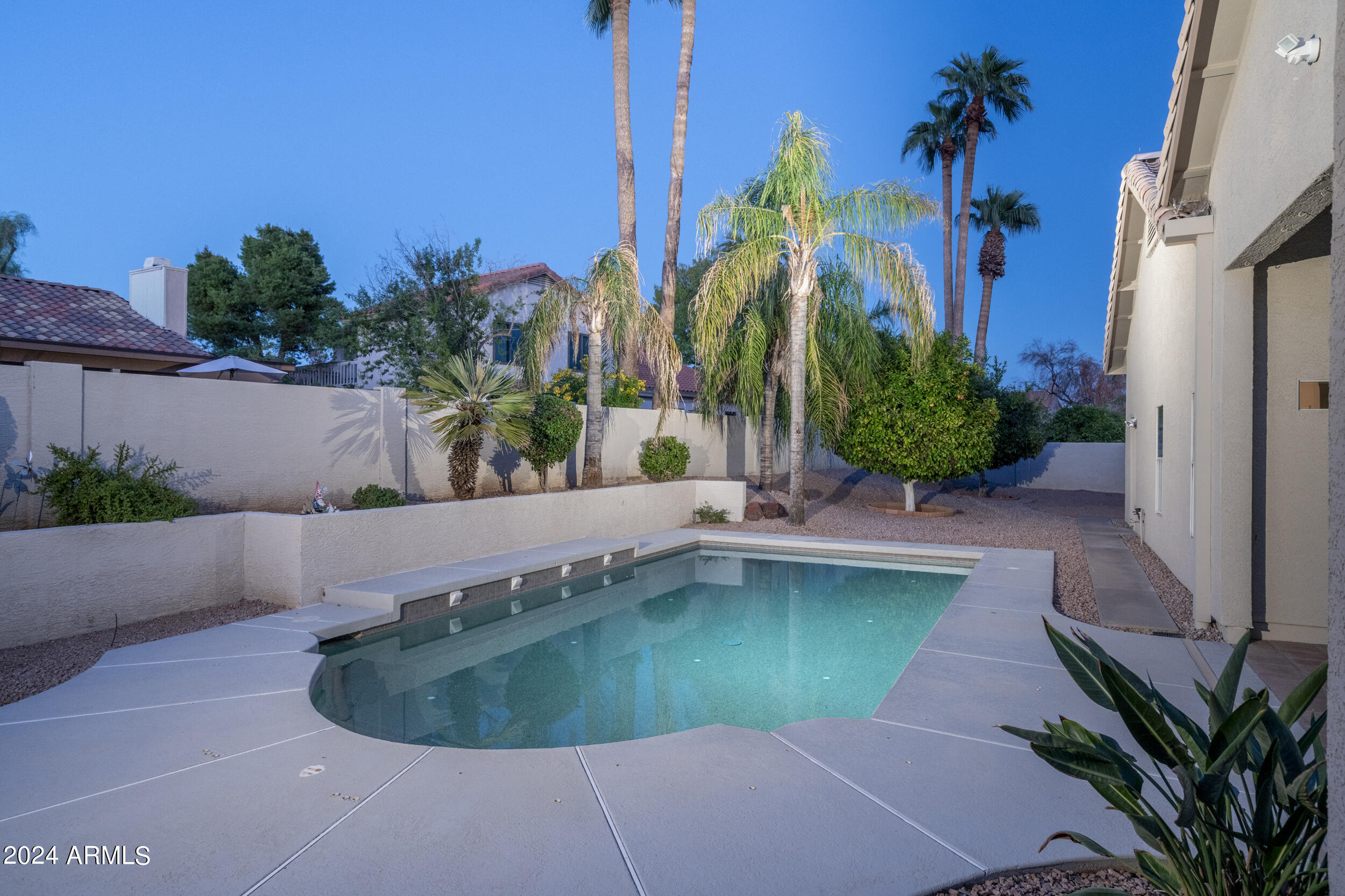 6232 E MONTE CRISTO Avenue