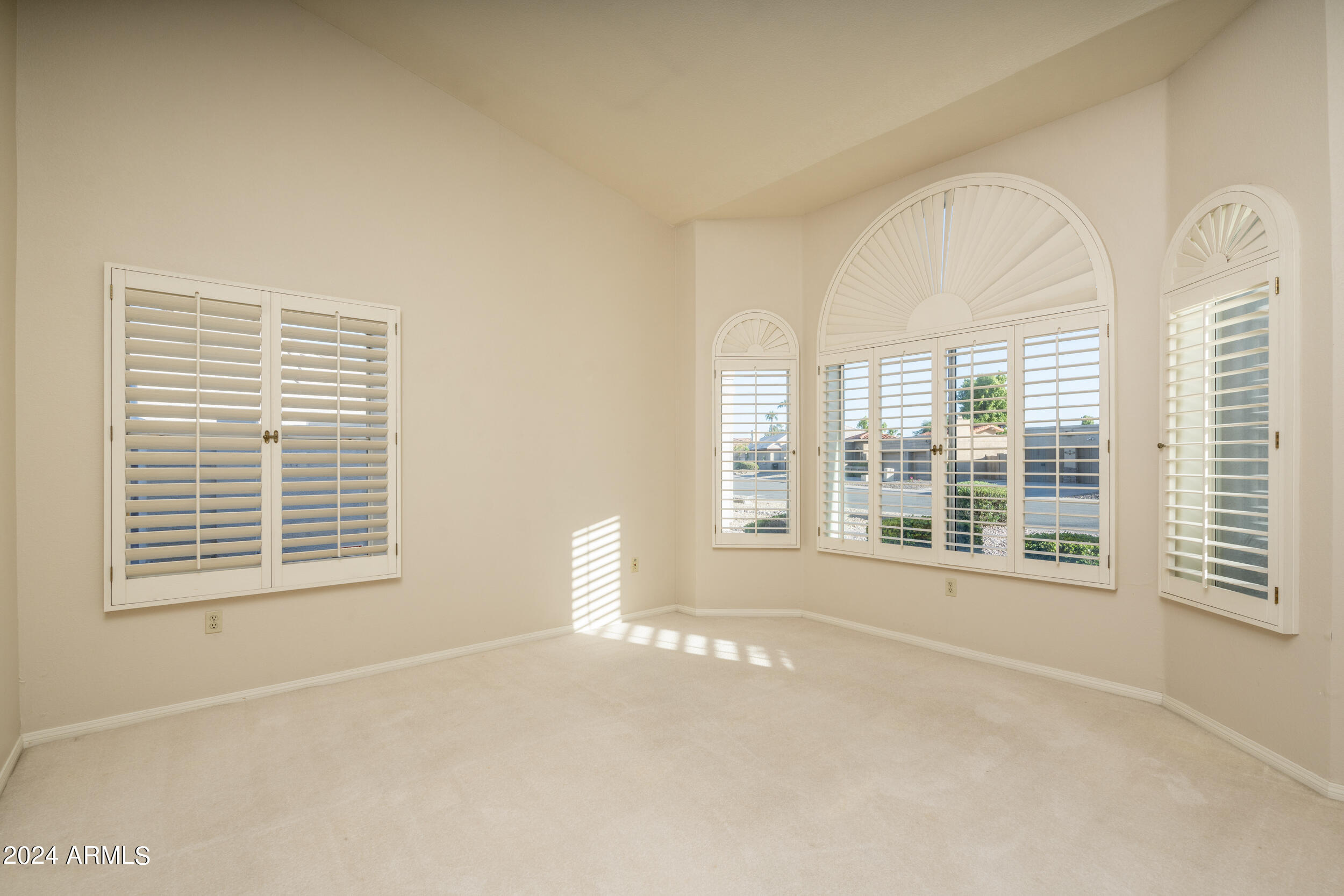 6232 E MONTE CRISTO Avenue