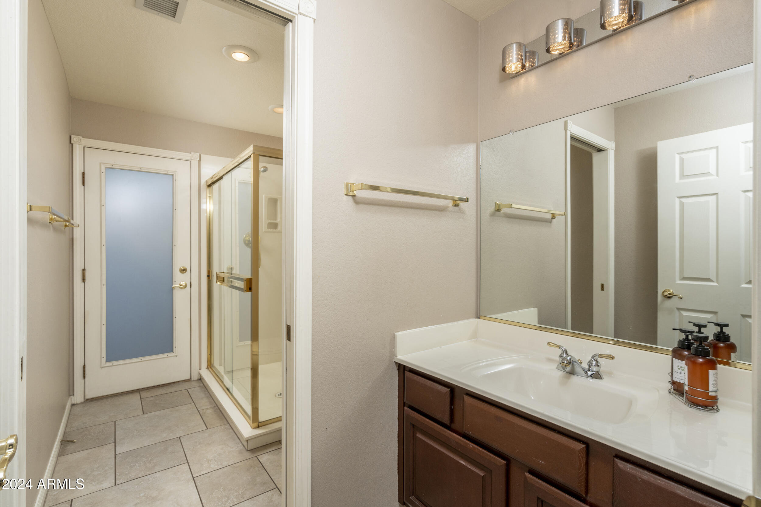 6232 E MONTE CRISTO Avenue