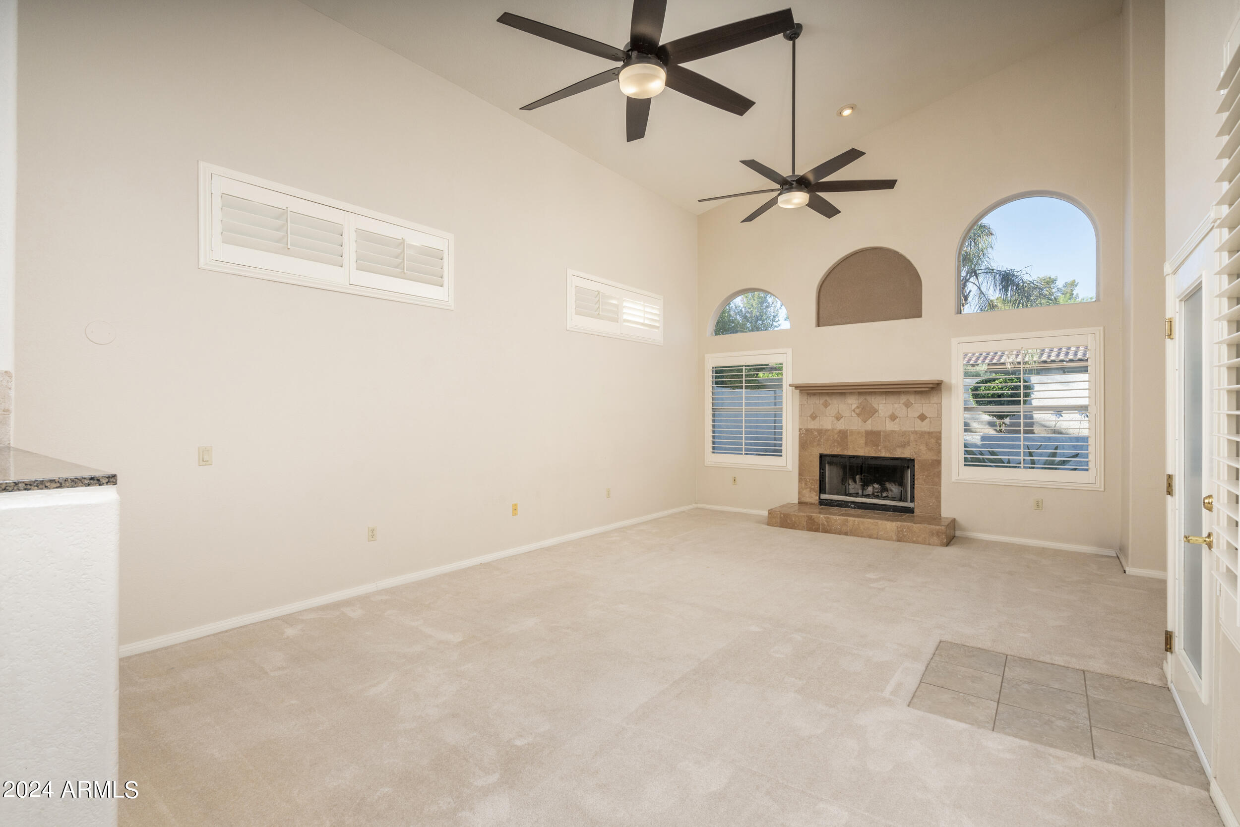 6232 E MONTE CRISTO Avenue