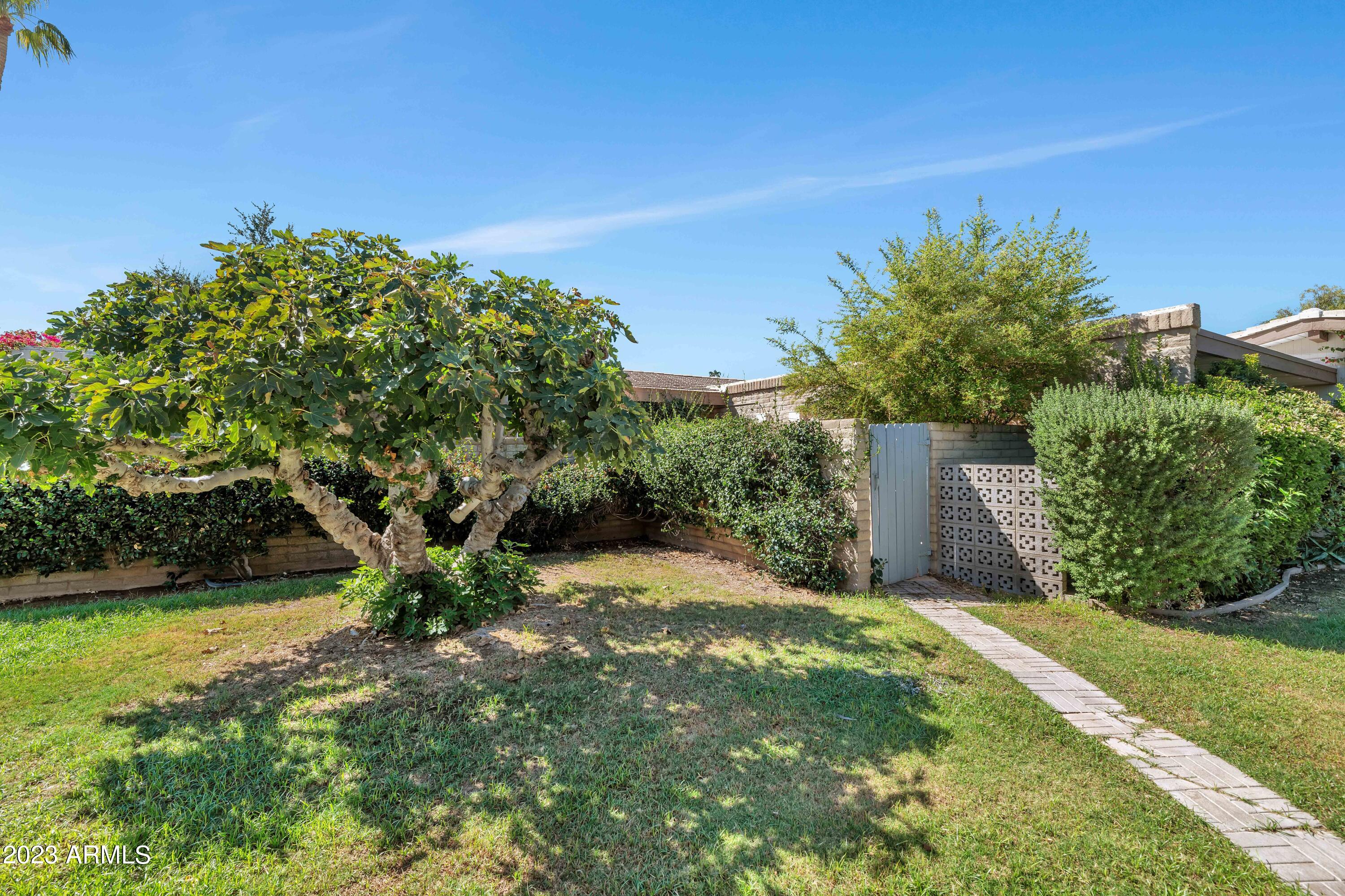 4800 N 68TH Street # 102