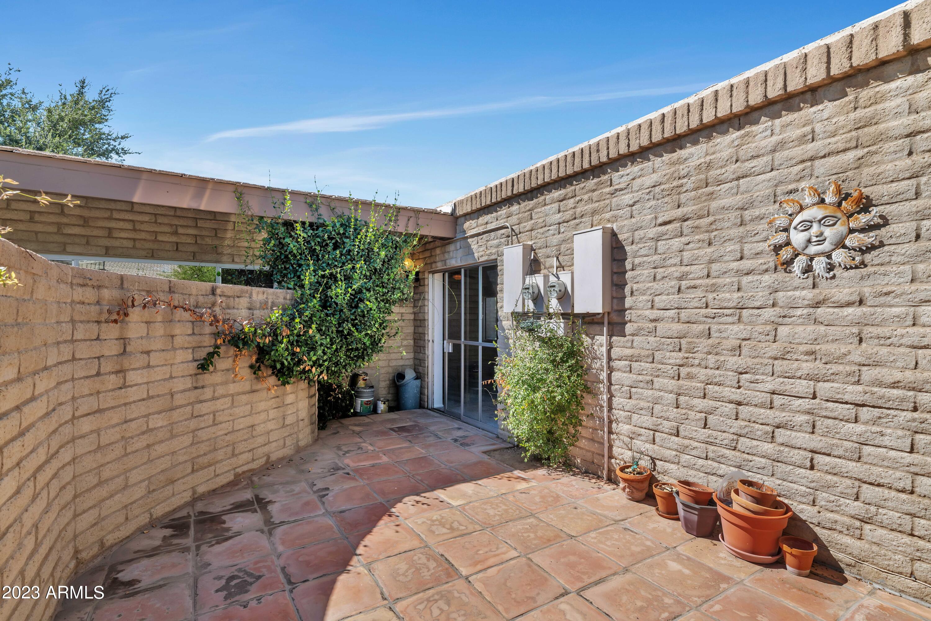 4800 N 68TH Street # 102