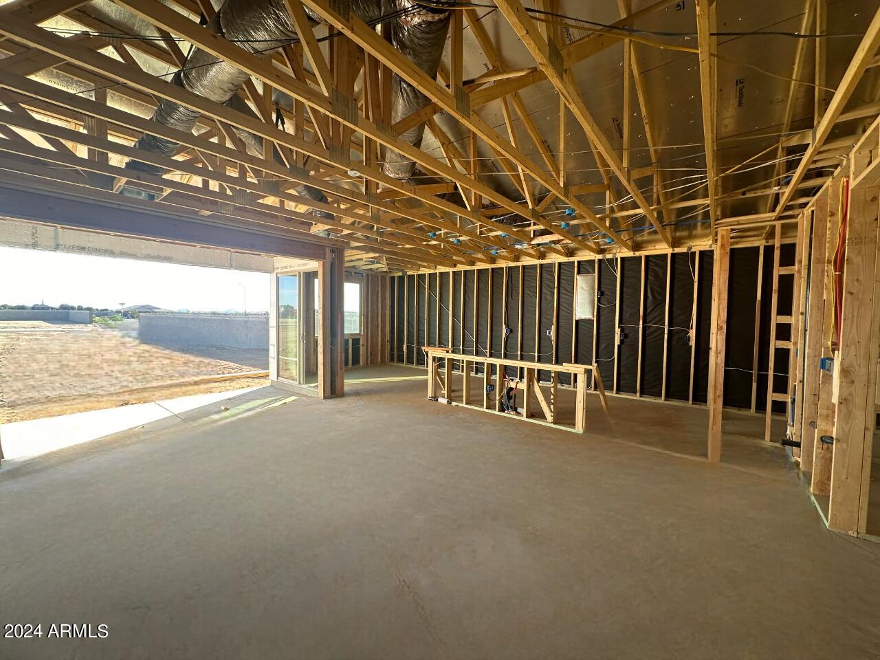 2589 E ABE TRUCKLE Avenue