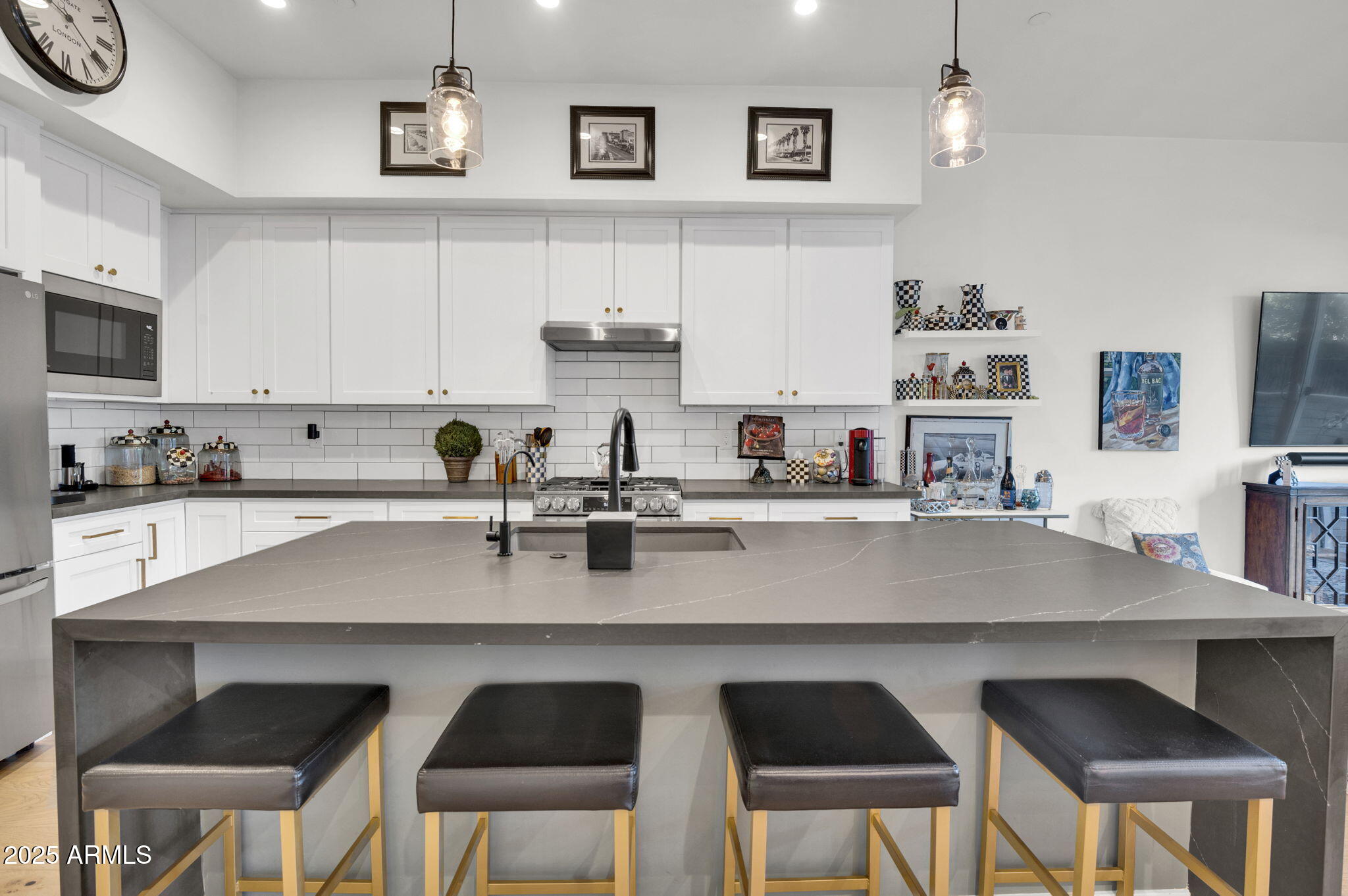 5151 N 13TH Place # 4