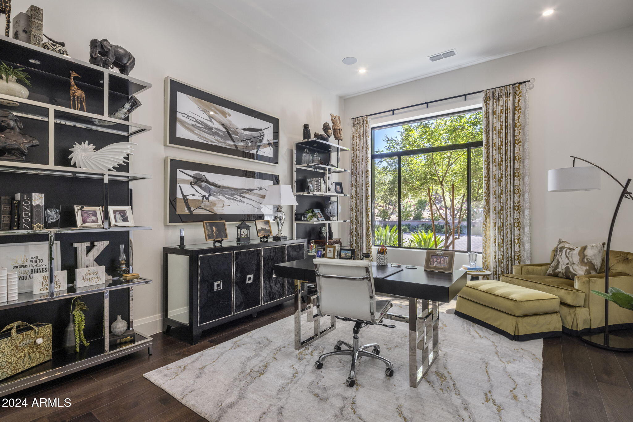 10284 E RUNNING DEER Trail