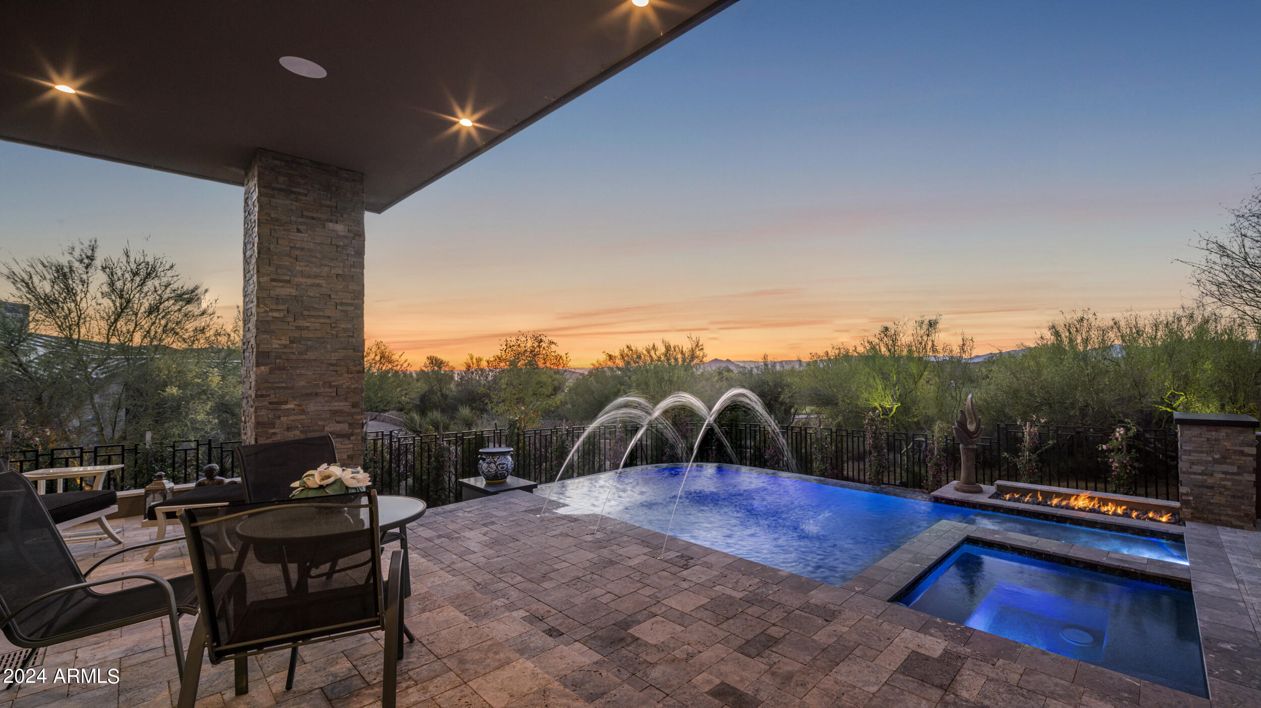 10284 E RUNNING DEER Trail