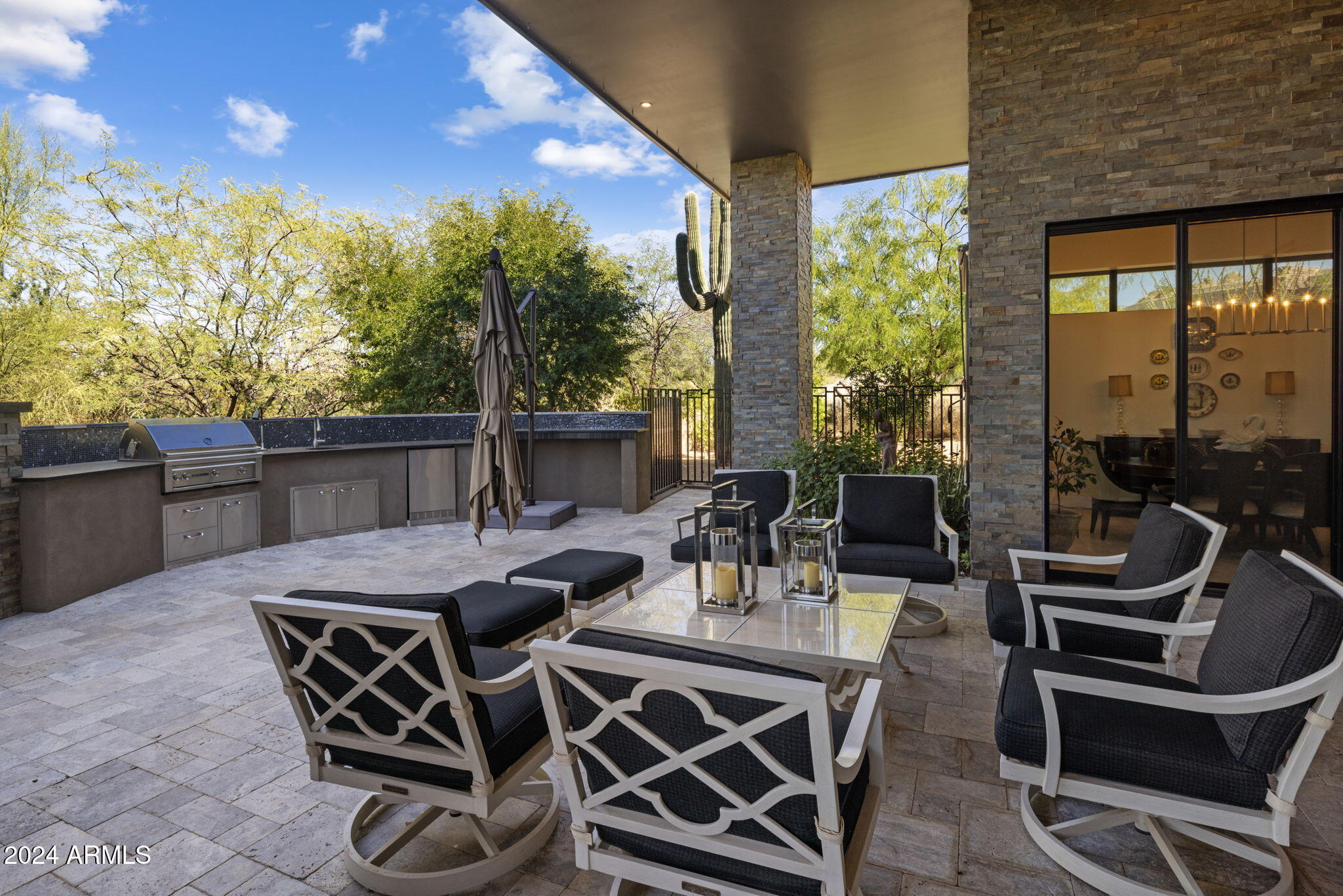 10284 E RUNNING DEER Trail
