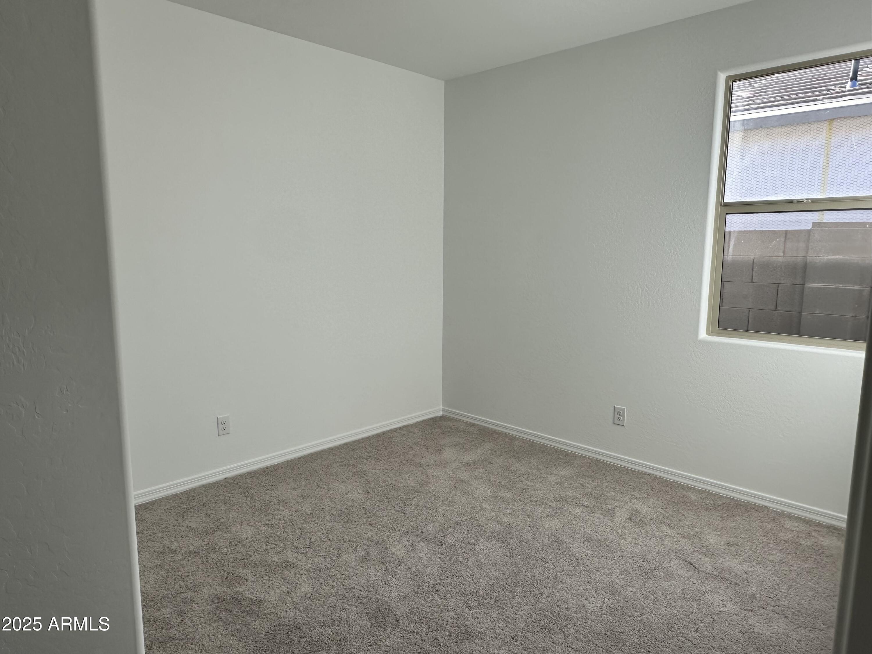 5607 W SUMMERSIDE Road