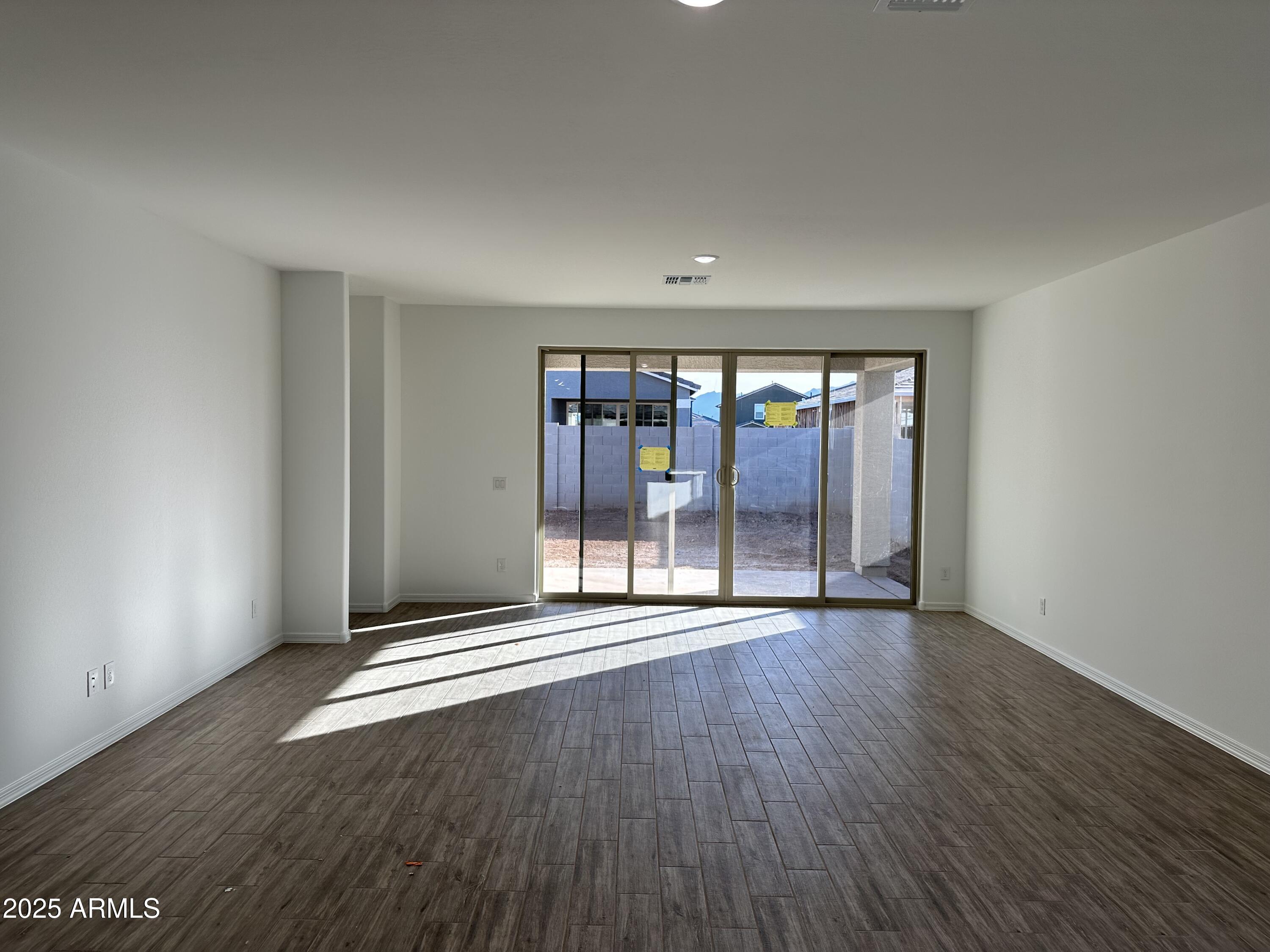 5607 W SUMMERSIDE Road