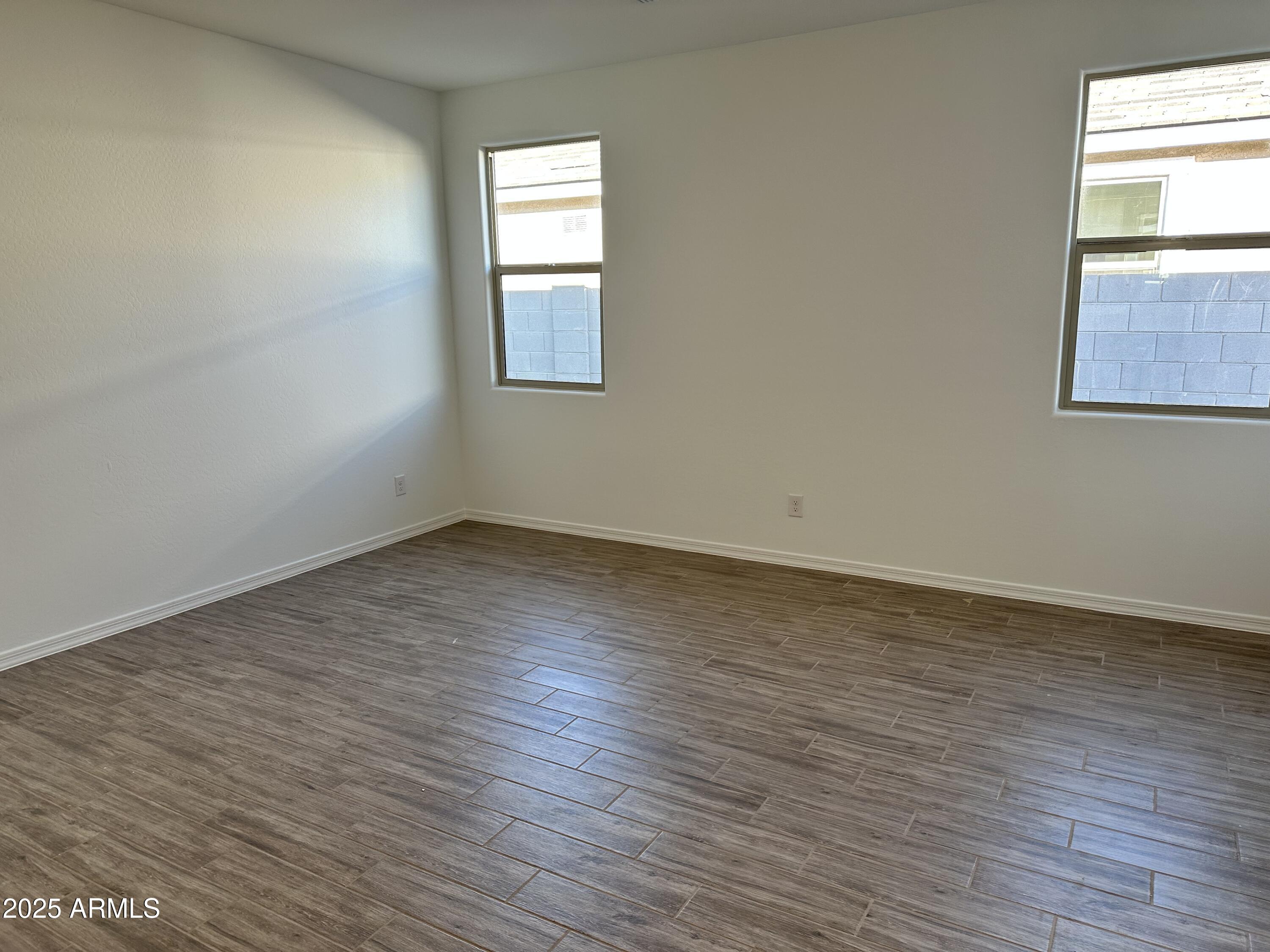 5607 W SUMMERSIDE Road