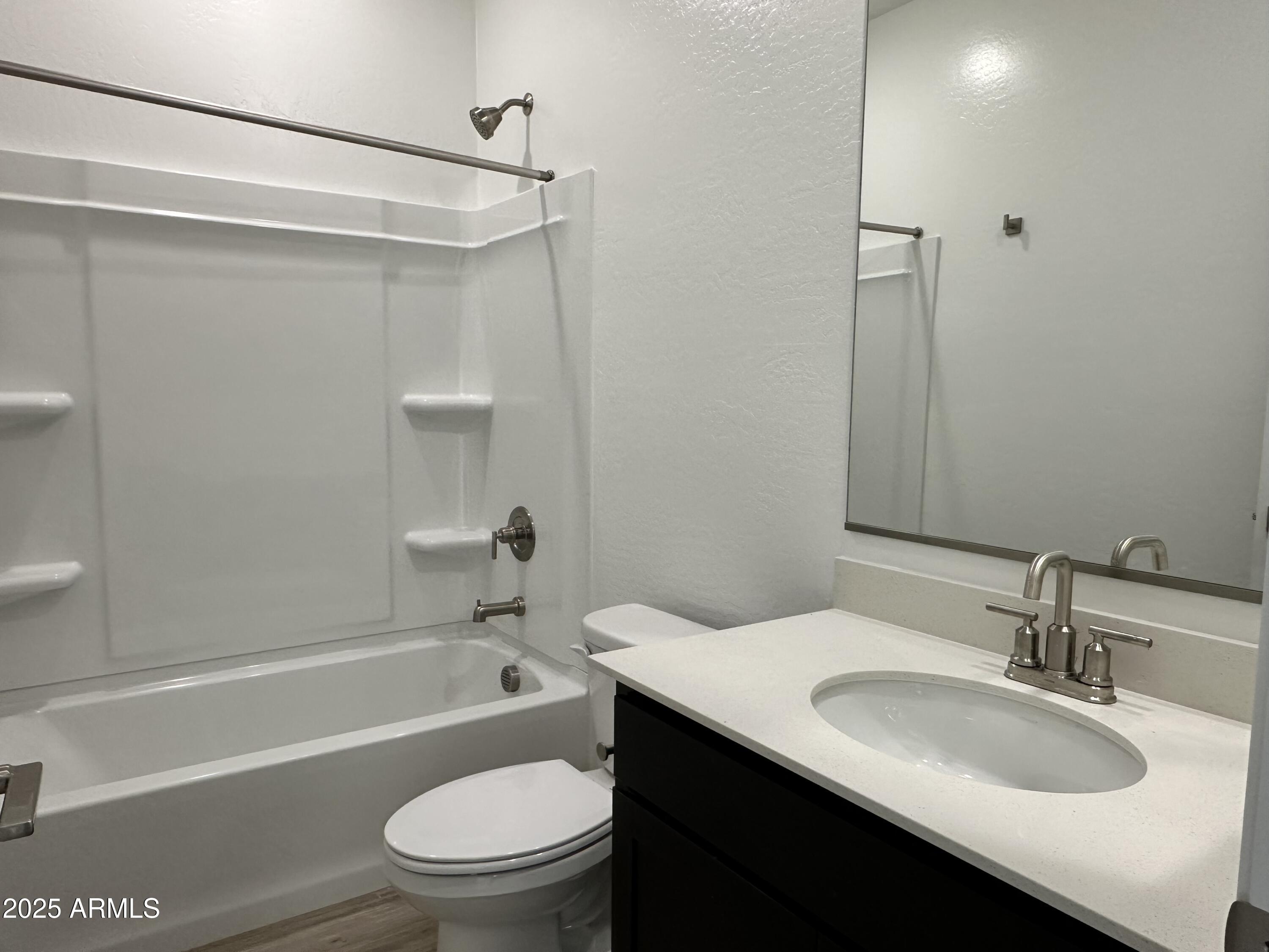 5607 W SUMMERSIDE Road