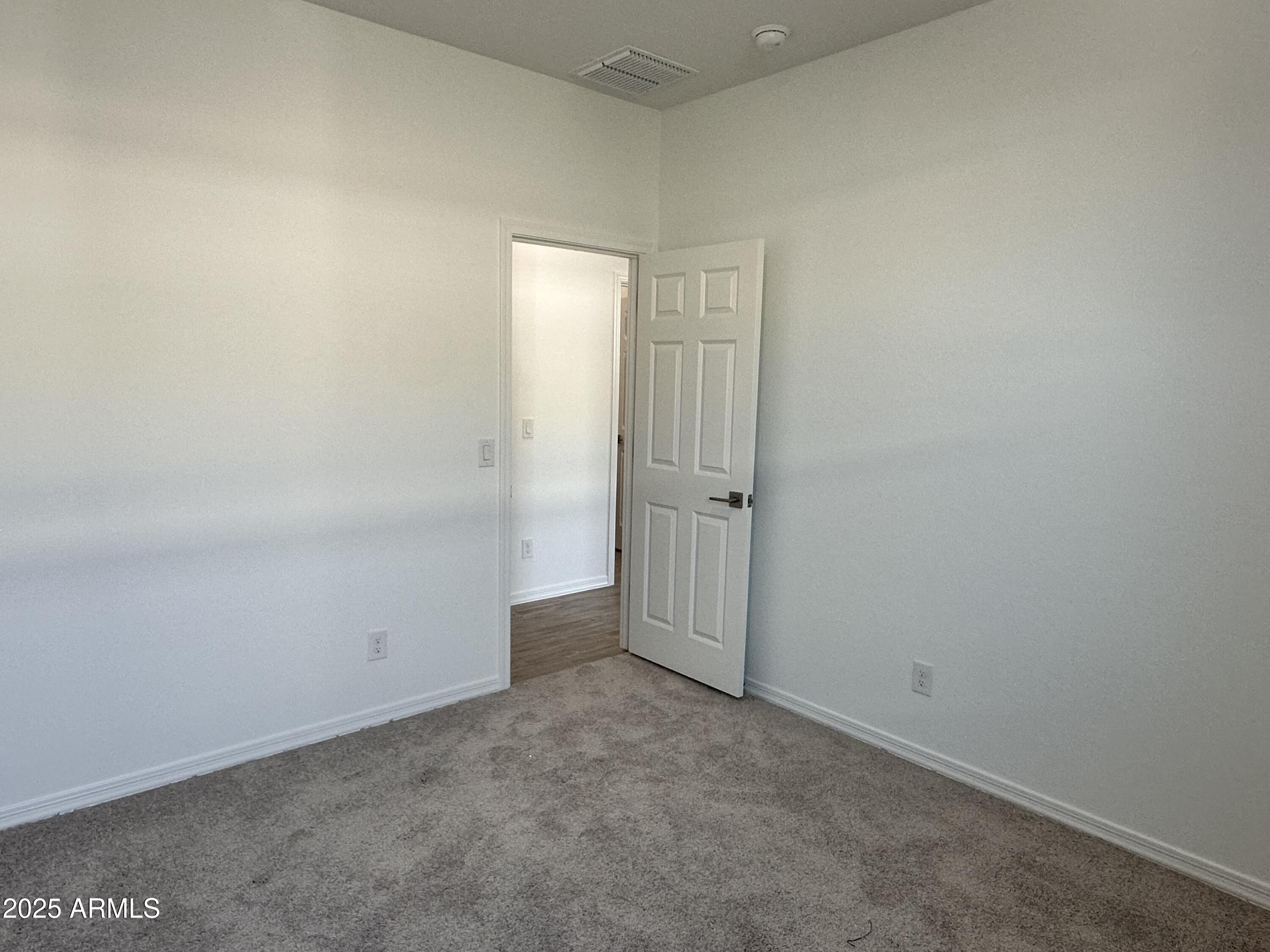 5607 W SUMMERSIDE Road