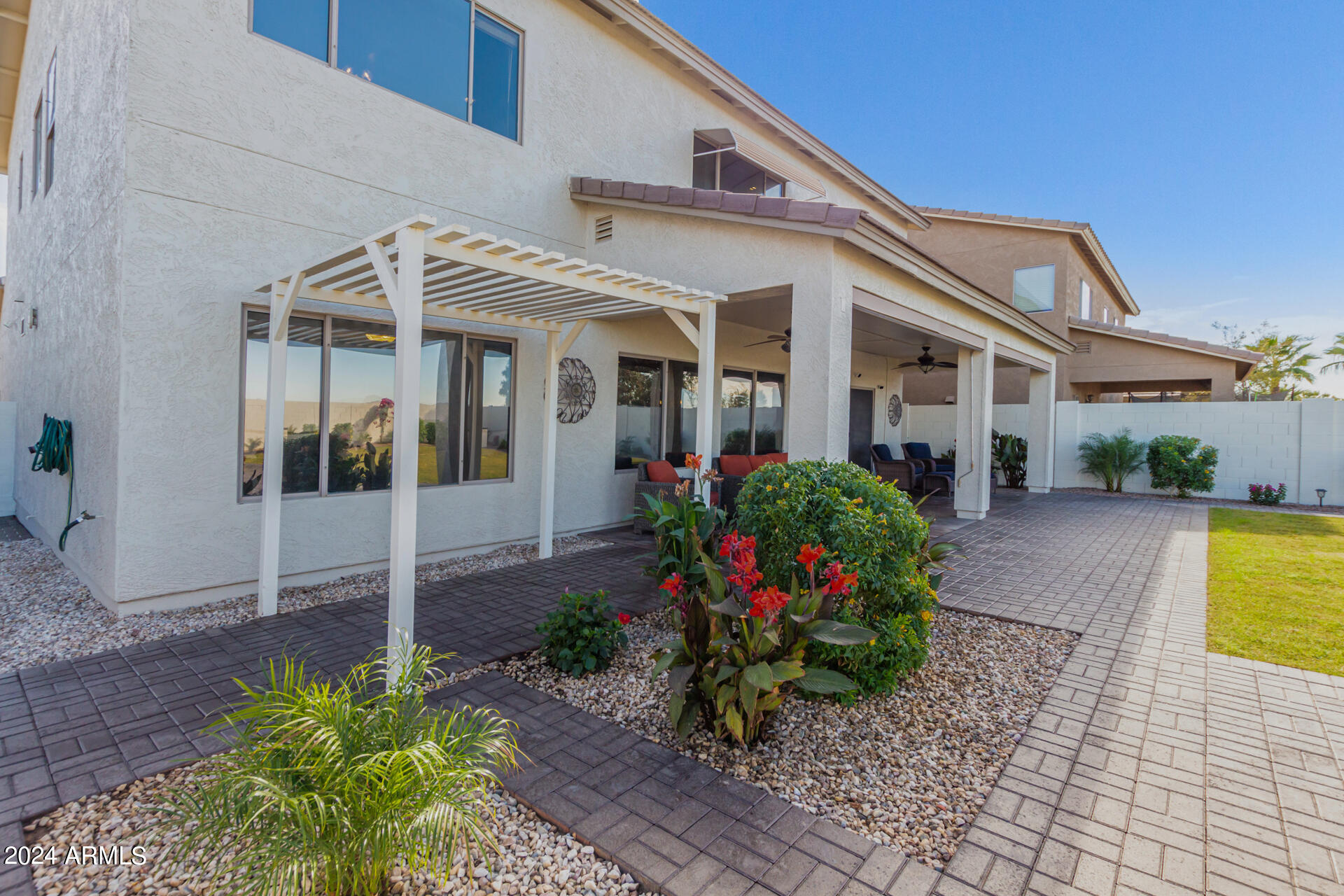 21856 N SUNSET Drive