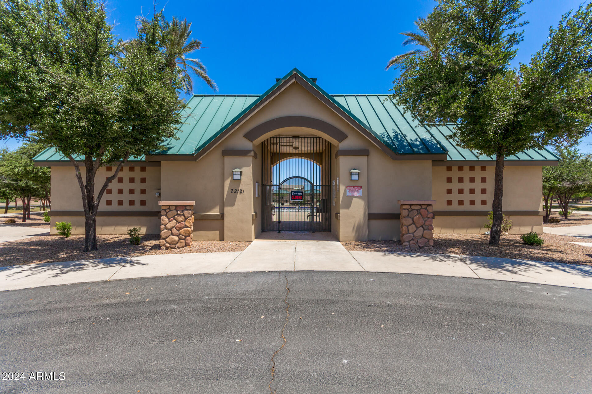 21856 N SUNSET Drive