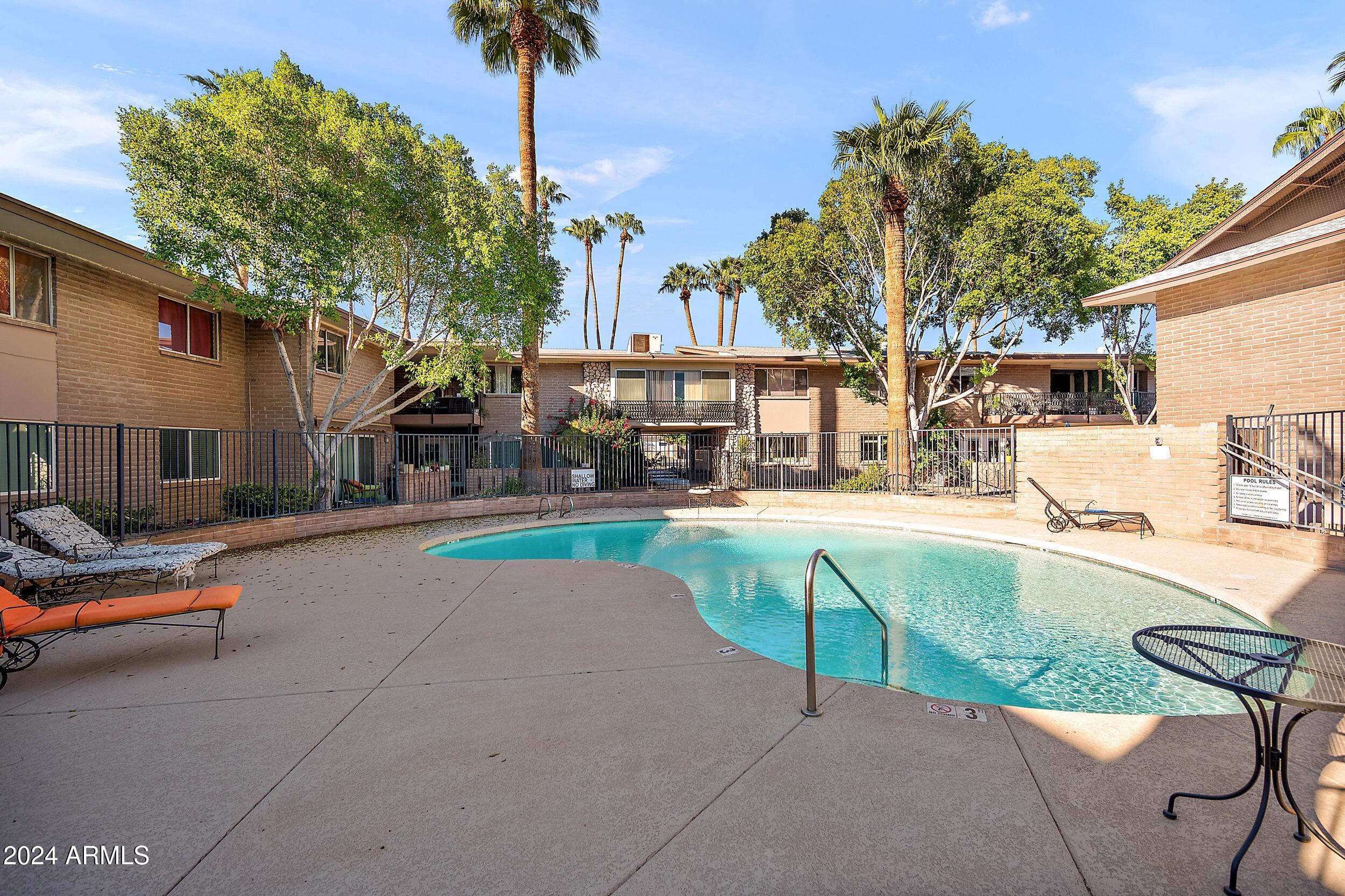 1901 E MISSOURI Avenue # 220