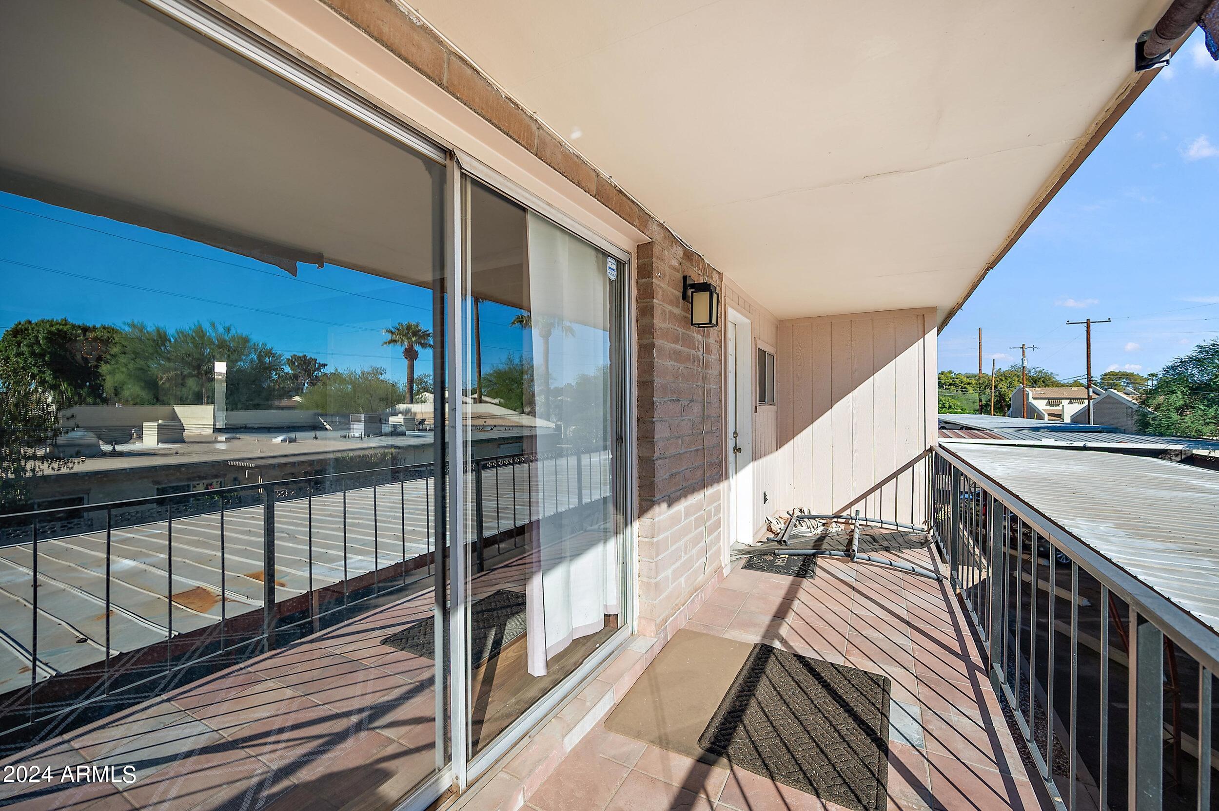 1901 E MISSOURI Avenue # 220