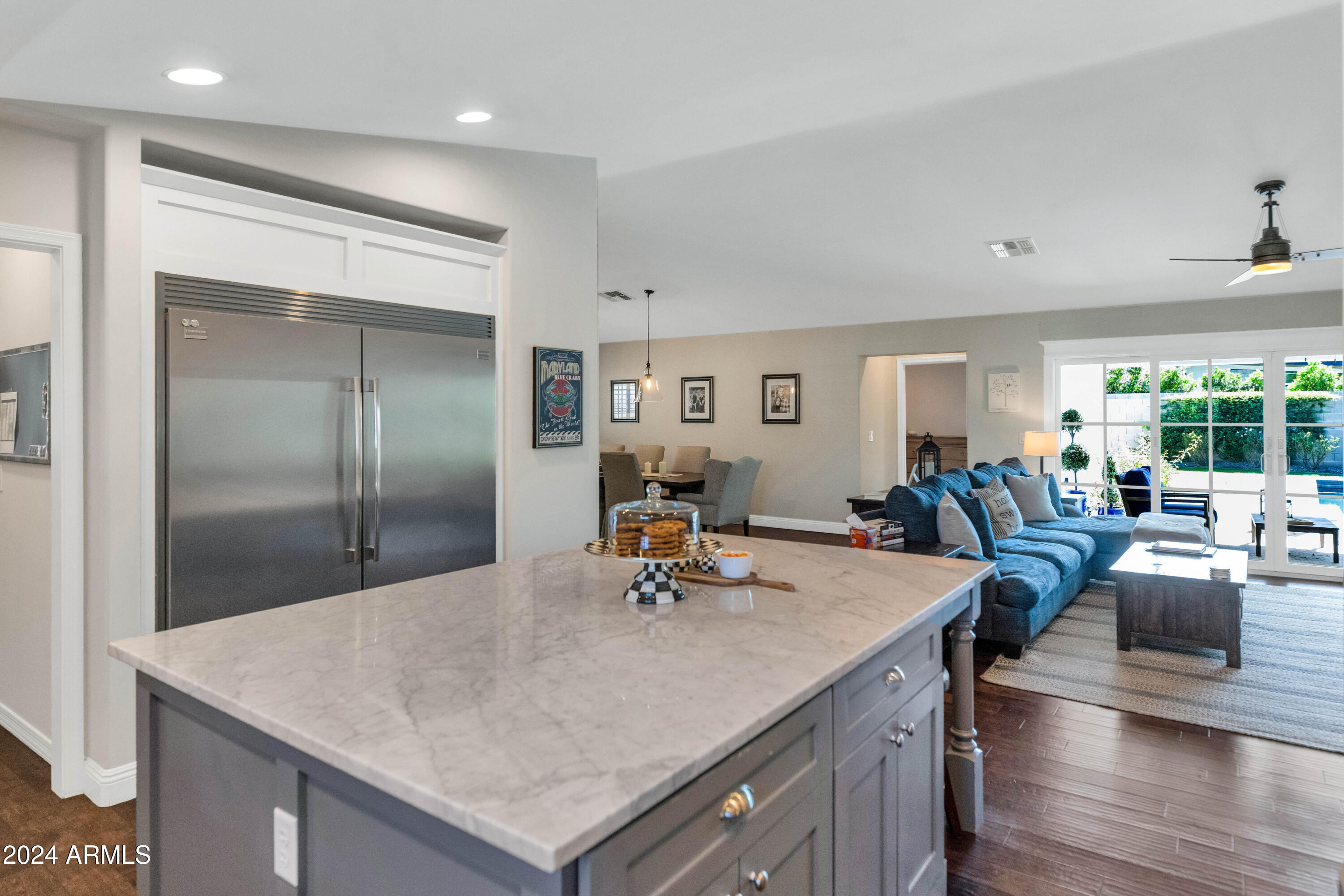 5431 E PINCHOT Avenue