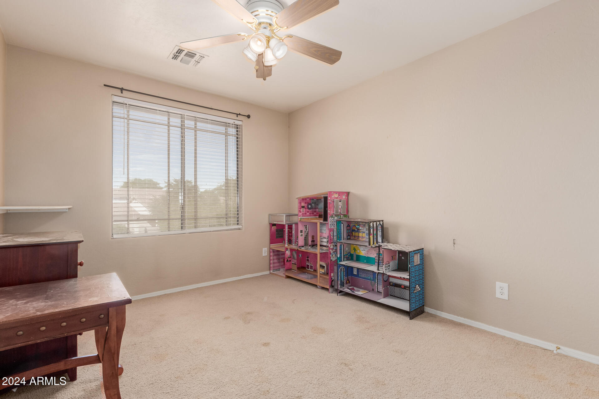 1711 S JACANA Lane
