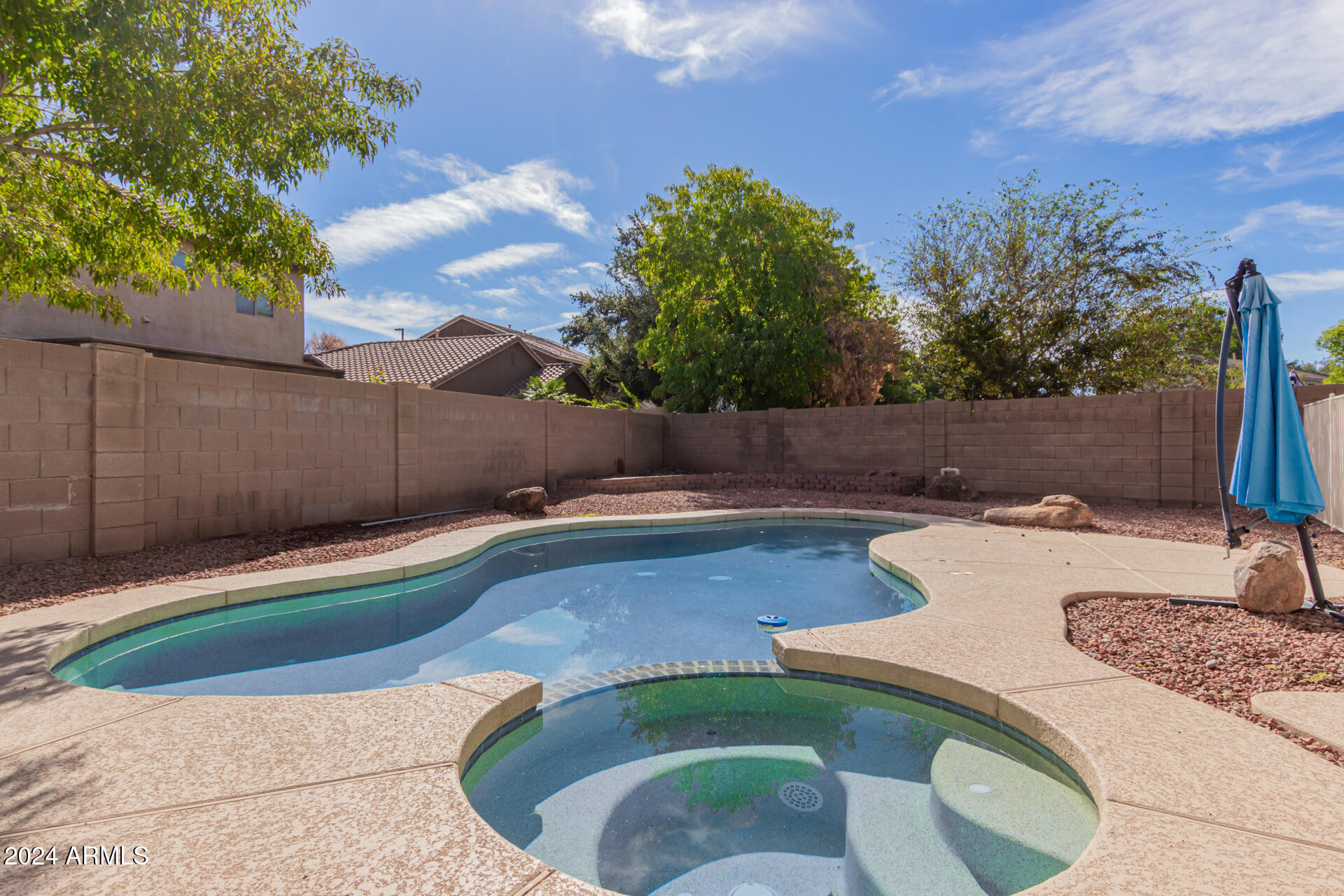 1711 S JACANA Lane