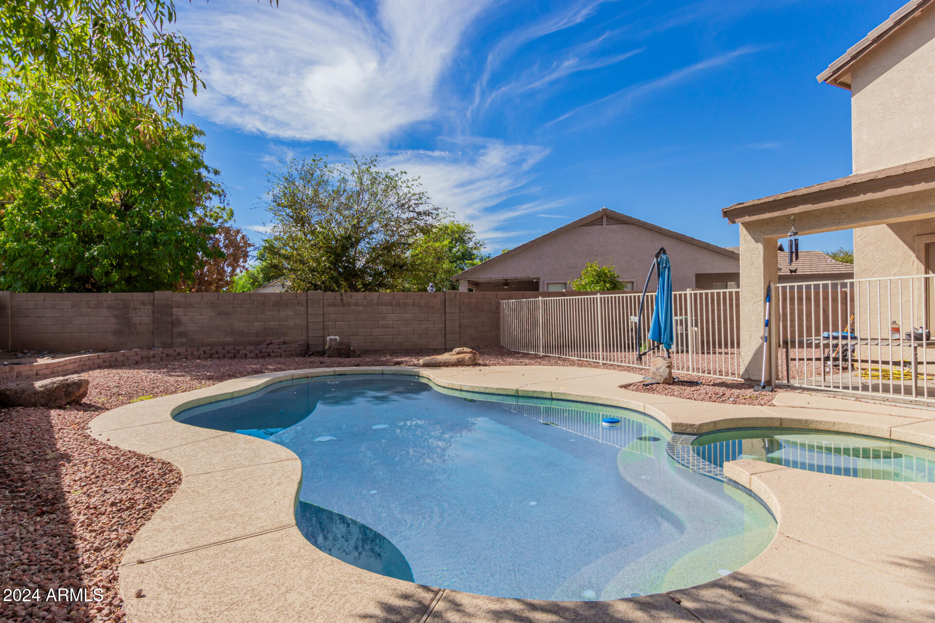 1711 S JACANA Lane