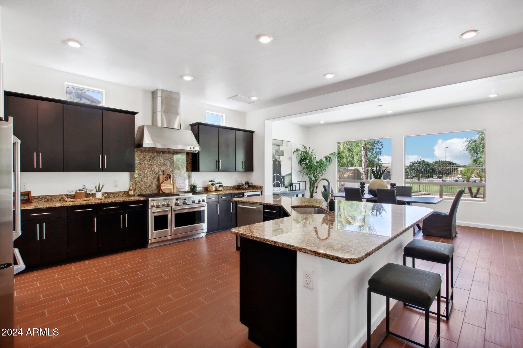 5100 S Leisure Court